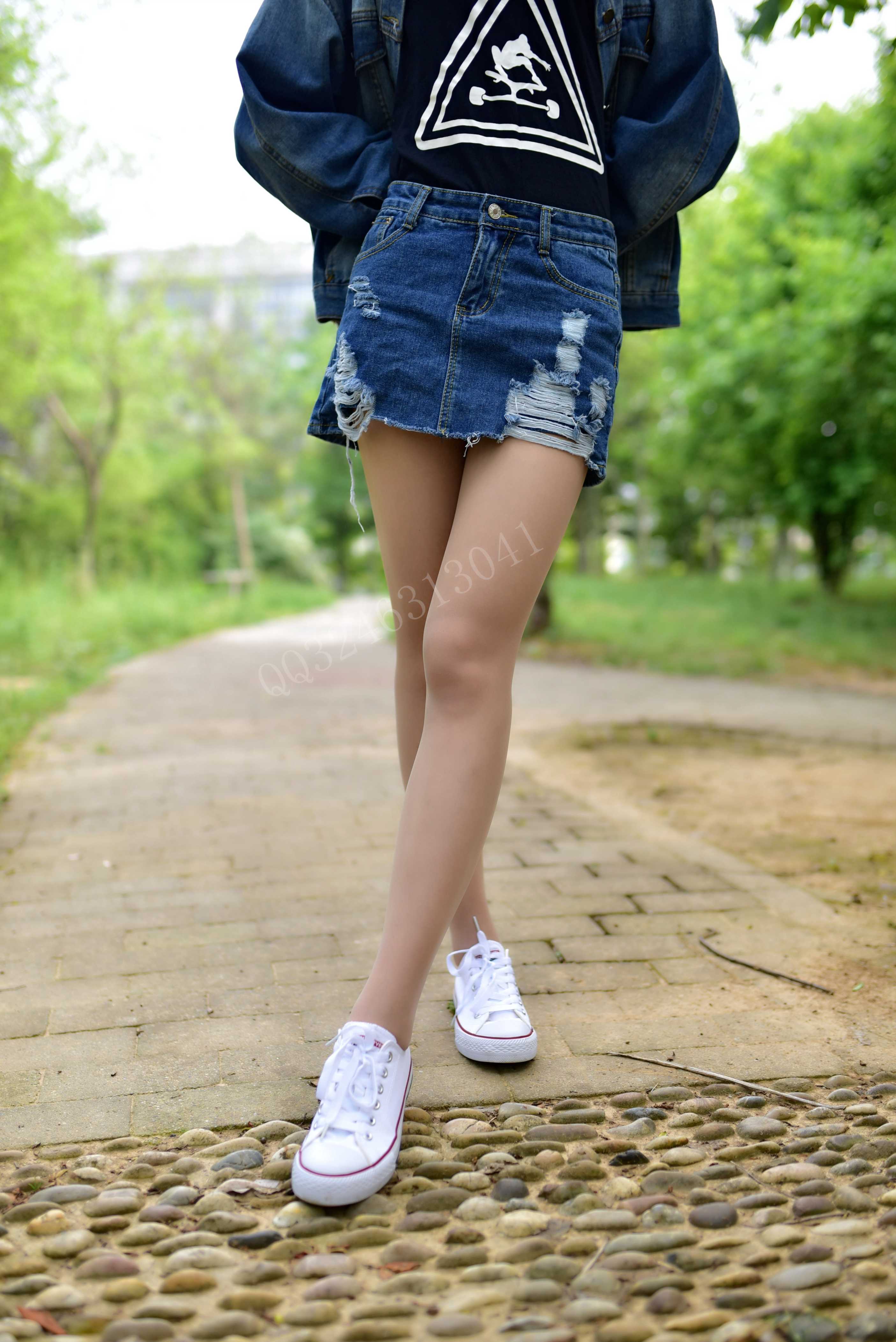 图片[4]-大生模拍 No.034 依依-喜欢穿丝袜的女孩 [51P212MB]-COS写真在线网