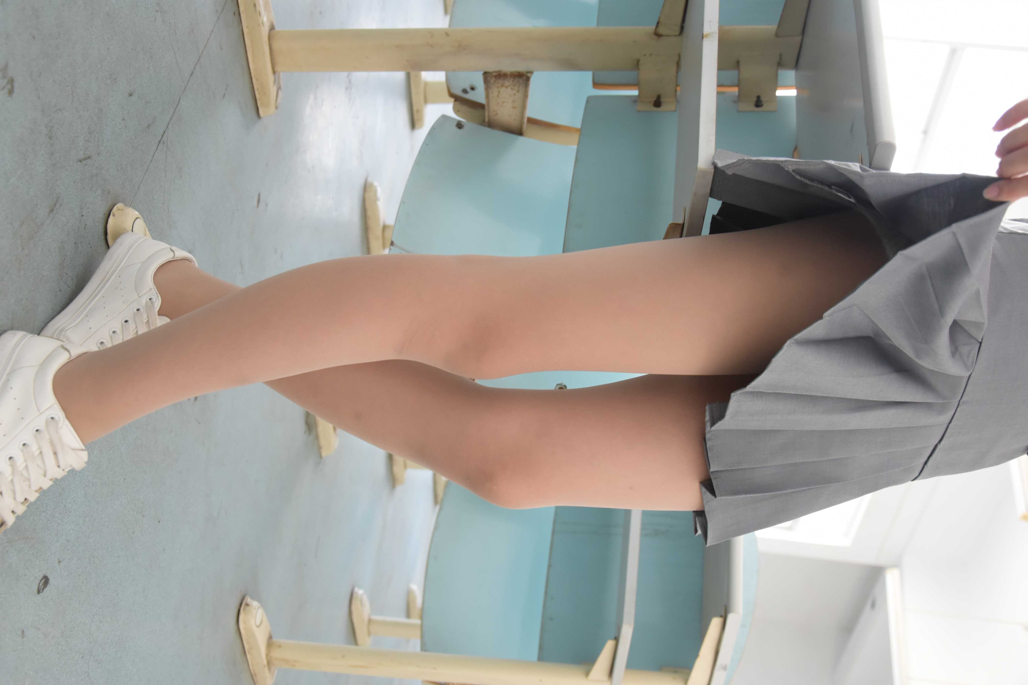 图片[6]-大生模拍 No.042 圆圆-教室小白鞋 [22P104MB]-COS写真在线网