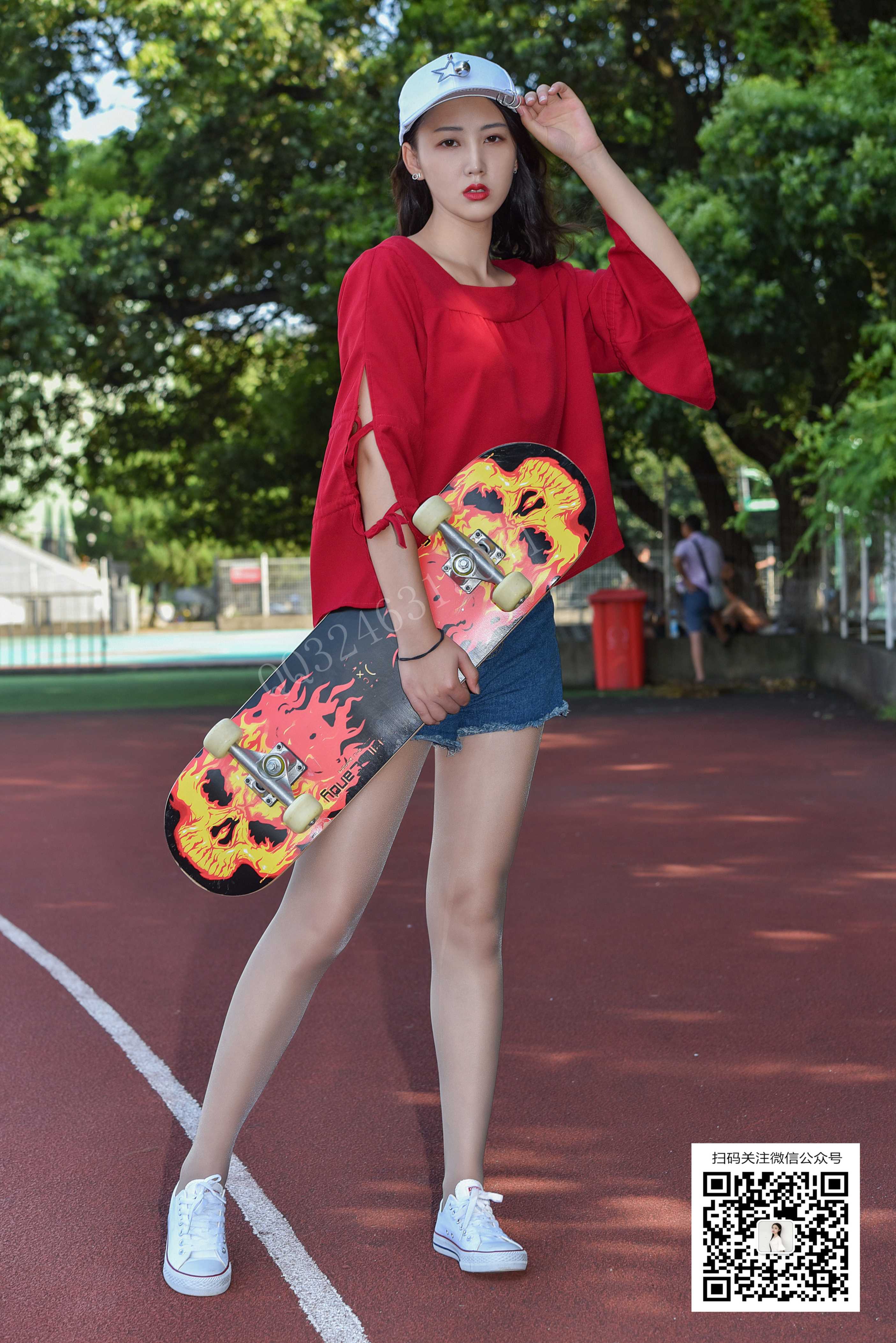 图片[2]-大生模拍 No.078 悦悦-穿着丝袜玩滑板 [45P159MB]-COS写真在线网