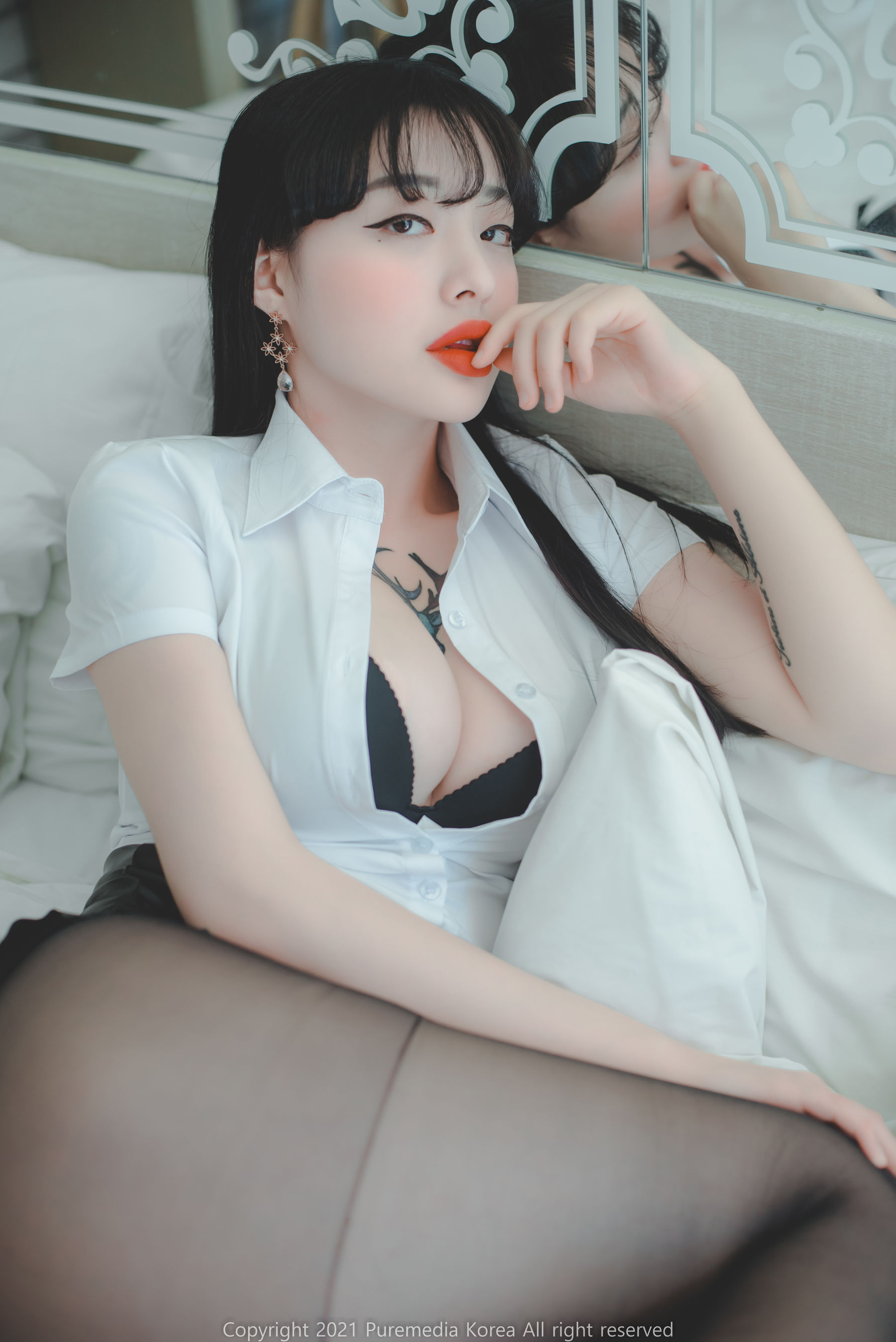 [PURE MEDIA] Vol.081 – Seolhwa [60P] - 秀人网免费无水印在线套图写真