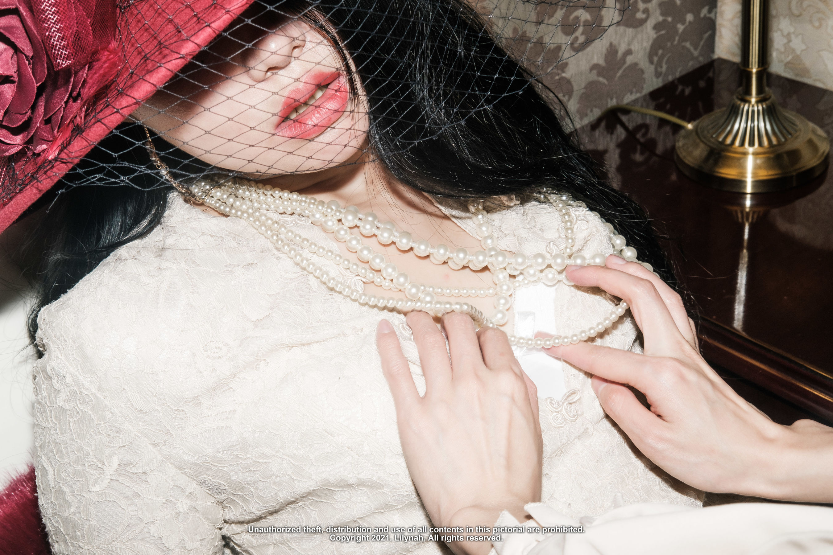 [Lilynah] Mona x Inah – The Lust of Ladies [86P] - 秀人网免费无水印在线套图写真