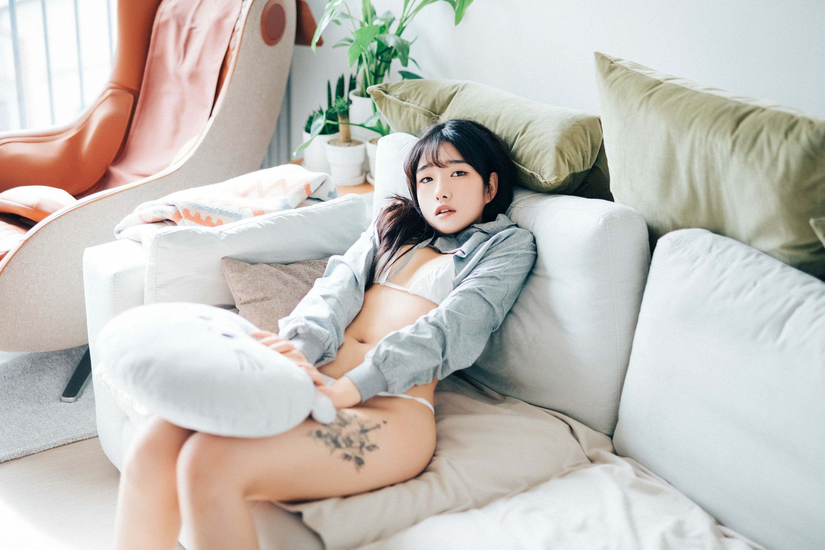 [LOOZY] Sonson – Date at home [107P] - 秀人网免费无水印在线套图写真