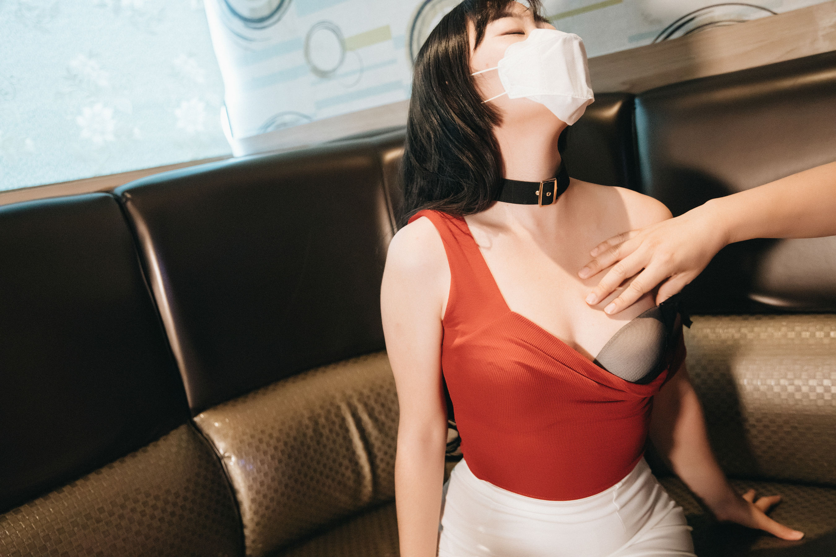 [LOOZY] Min – Fan Meeting [35P] - 秀人网免费无水印在线套图写真