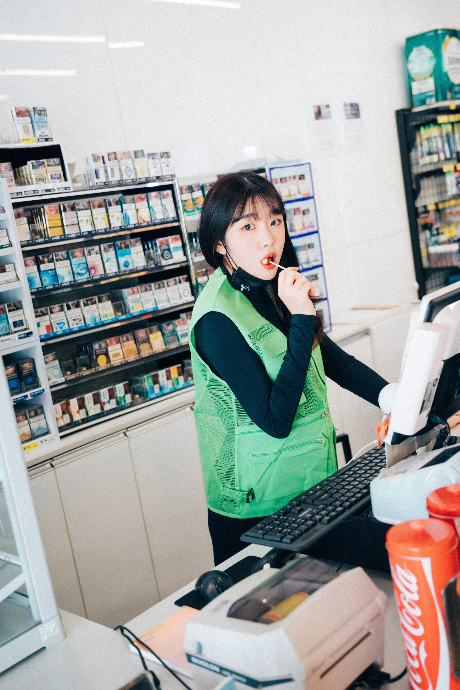 [LOOZY] Sonson – First Nipple Alba [97P] - 秀人网免费无水印在线套图写真