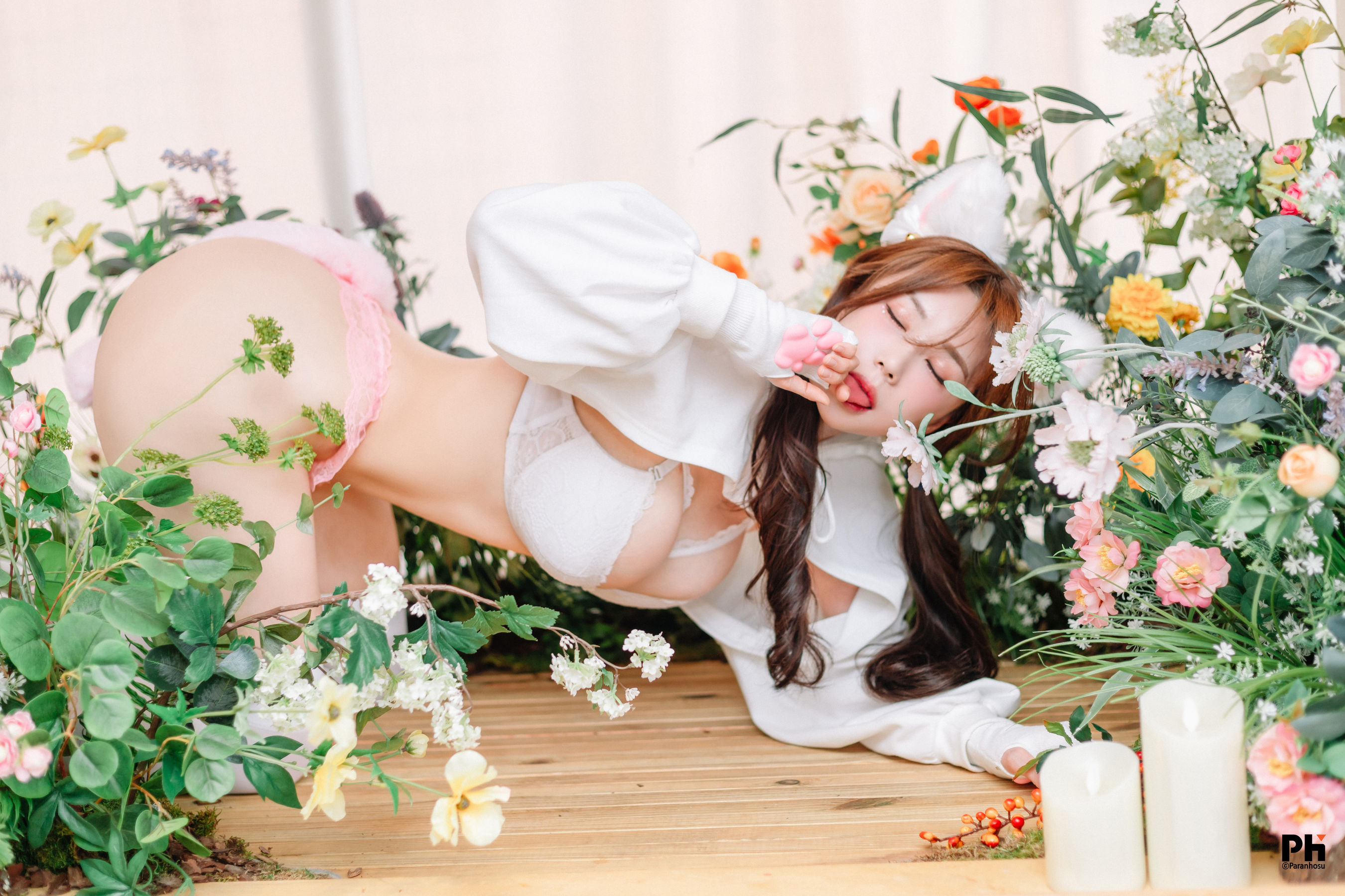 [Paranhosu] Sia – Meow Meow Punch [50P] - 秀人网免费无水印在线套图写真