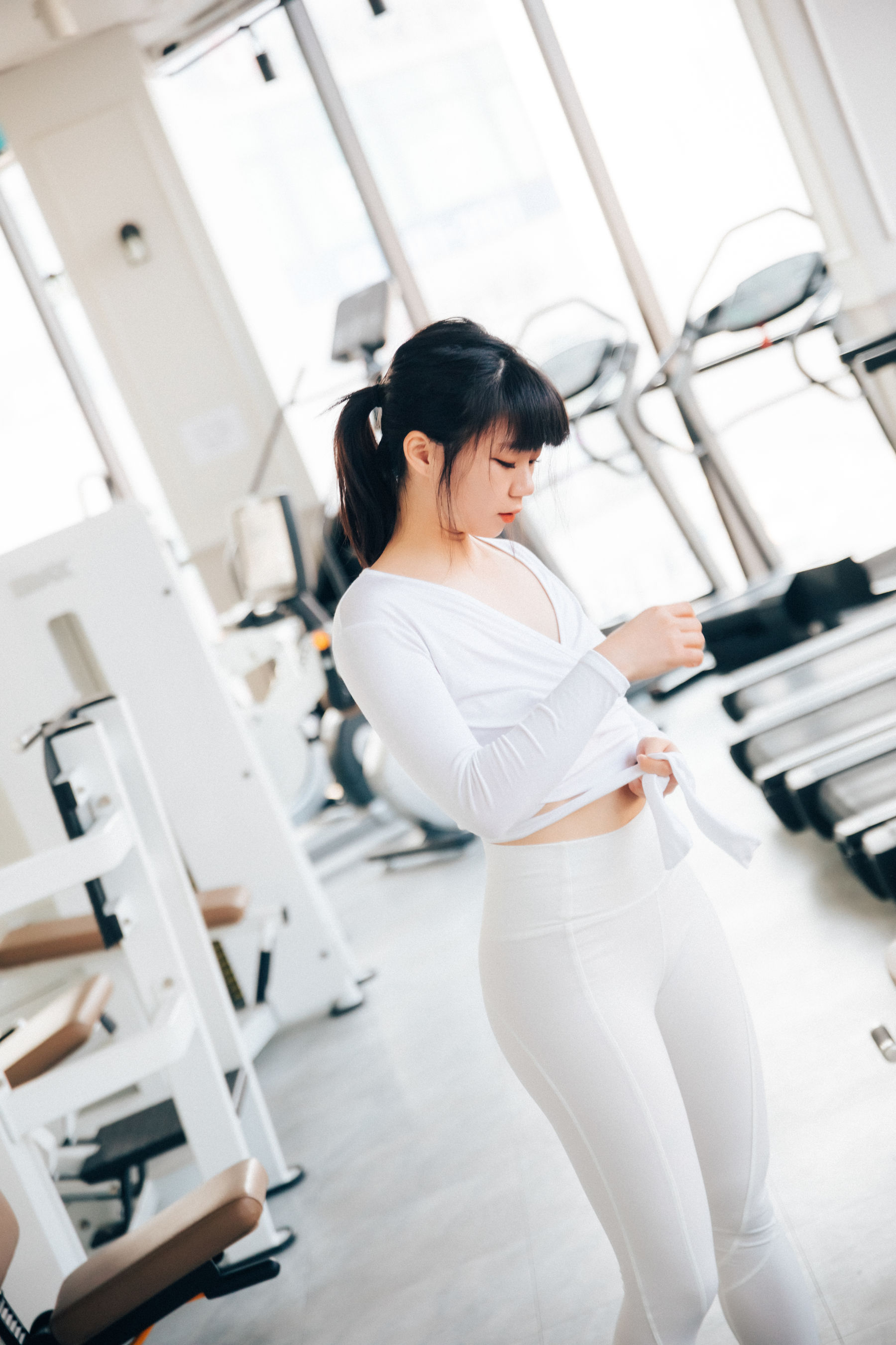 [Loozy] Kissme – Strip Fitness [58P] - 秀人网免费无水印在线套图写真