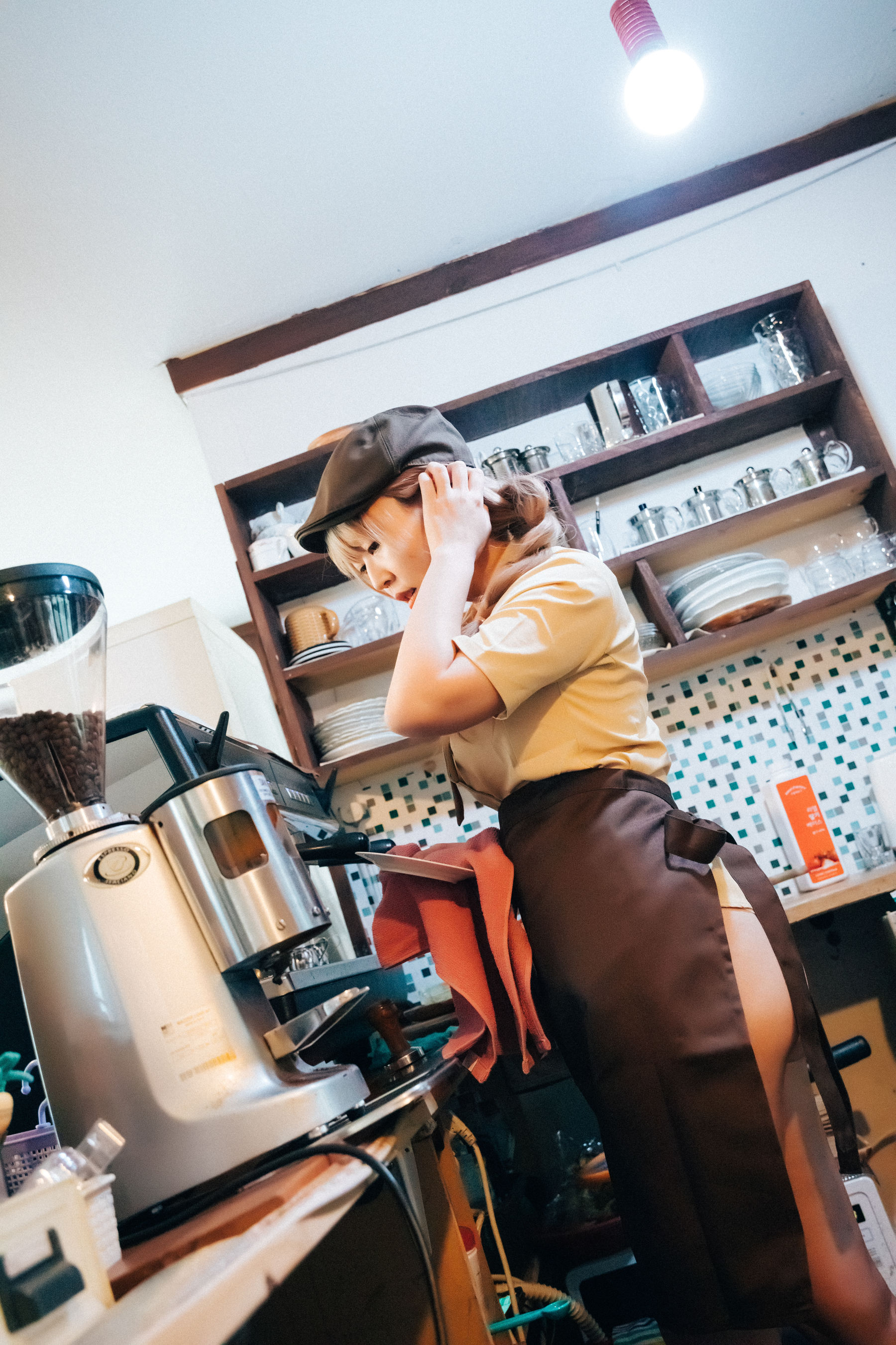 [LOOZY] Mozzi – Cafe Mozzi [72P] - 秀人网免费无水印在线套图写真