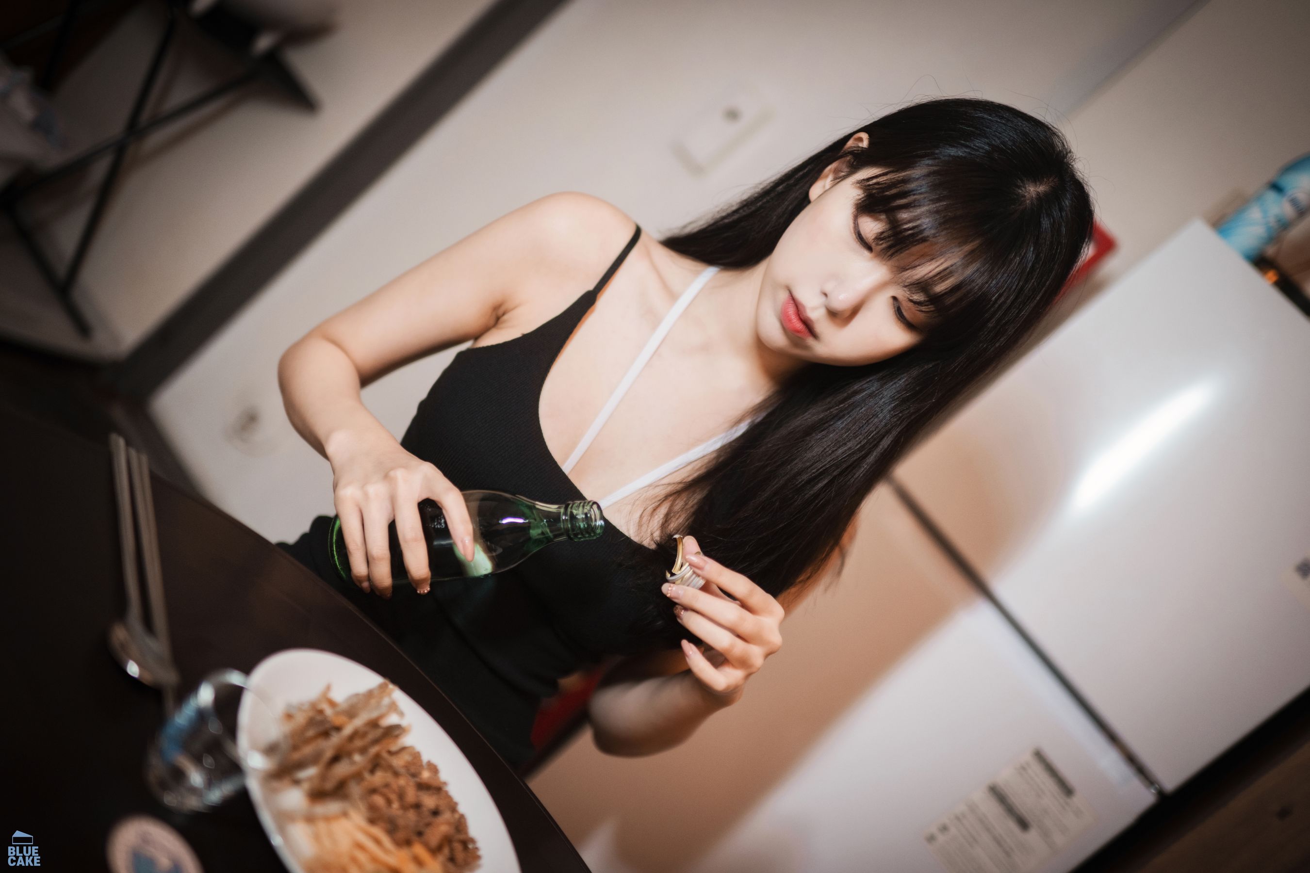 [BLUECAKE] Shaany – Soju &#038; Pearl [190P] - 秀人网免费无水印在线套图写真