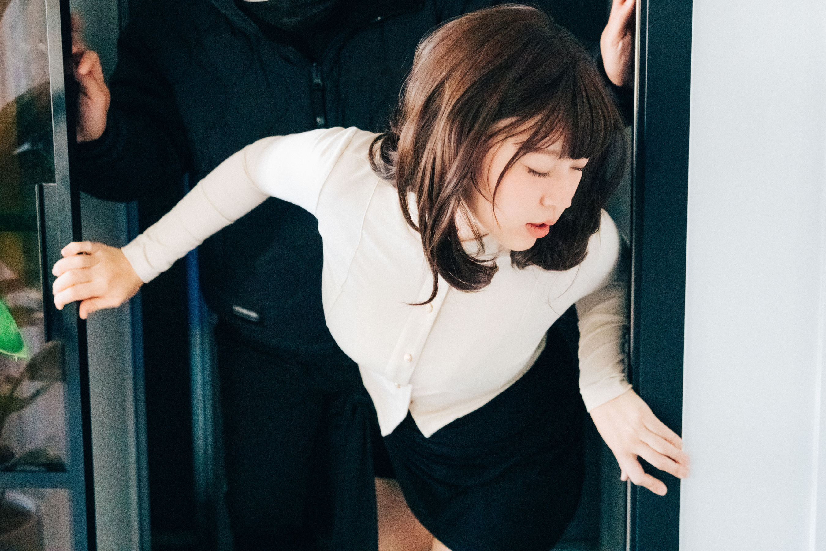 [LOOZY] Mozzi – Neto [67P] - 秀人网免费无水印在线套图写真