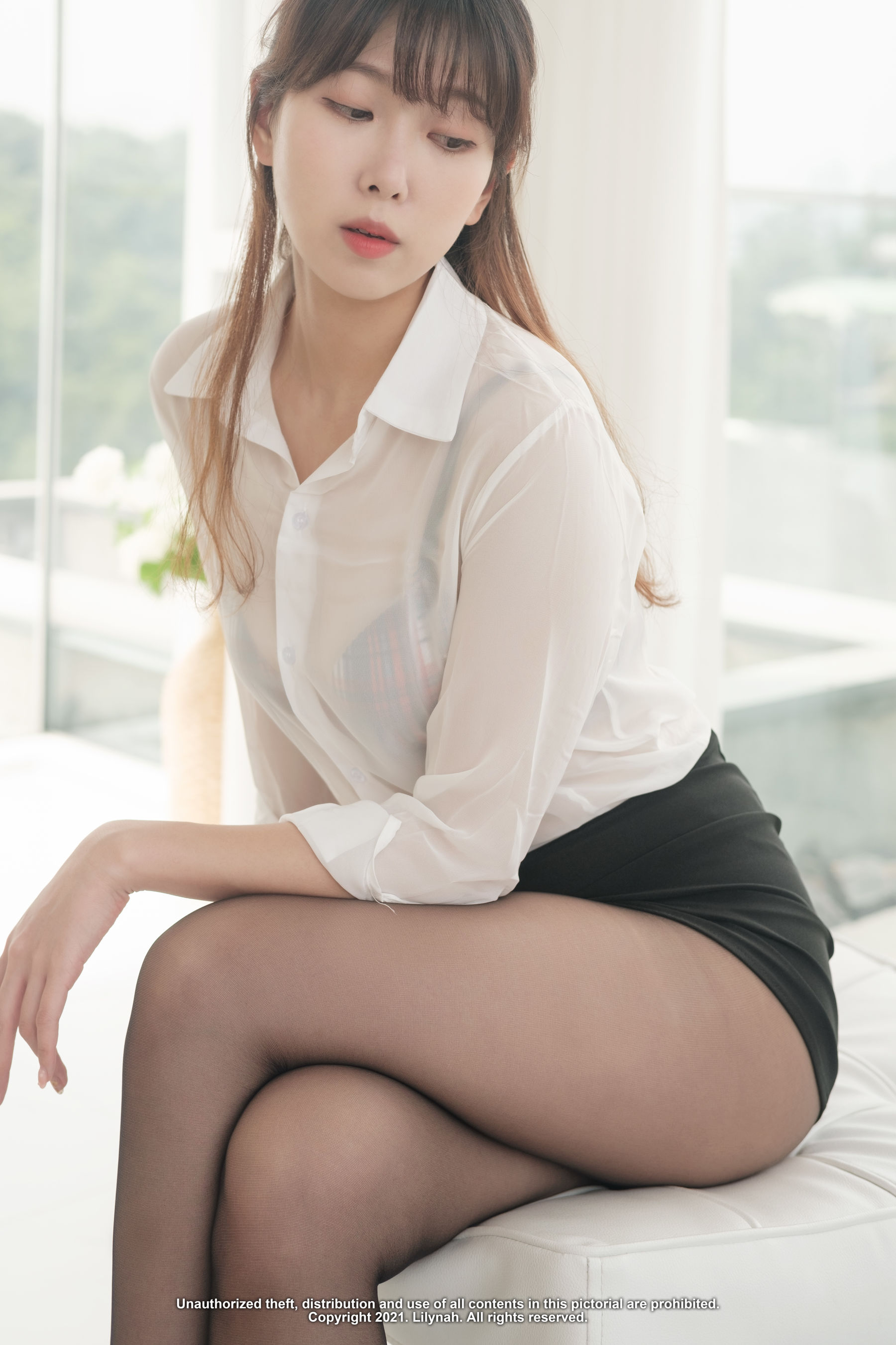 [Lilynah] Shaany – Vol.3 Looked In Office [49P] - 秀人网免费无水印在线套图写真