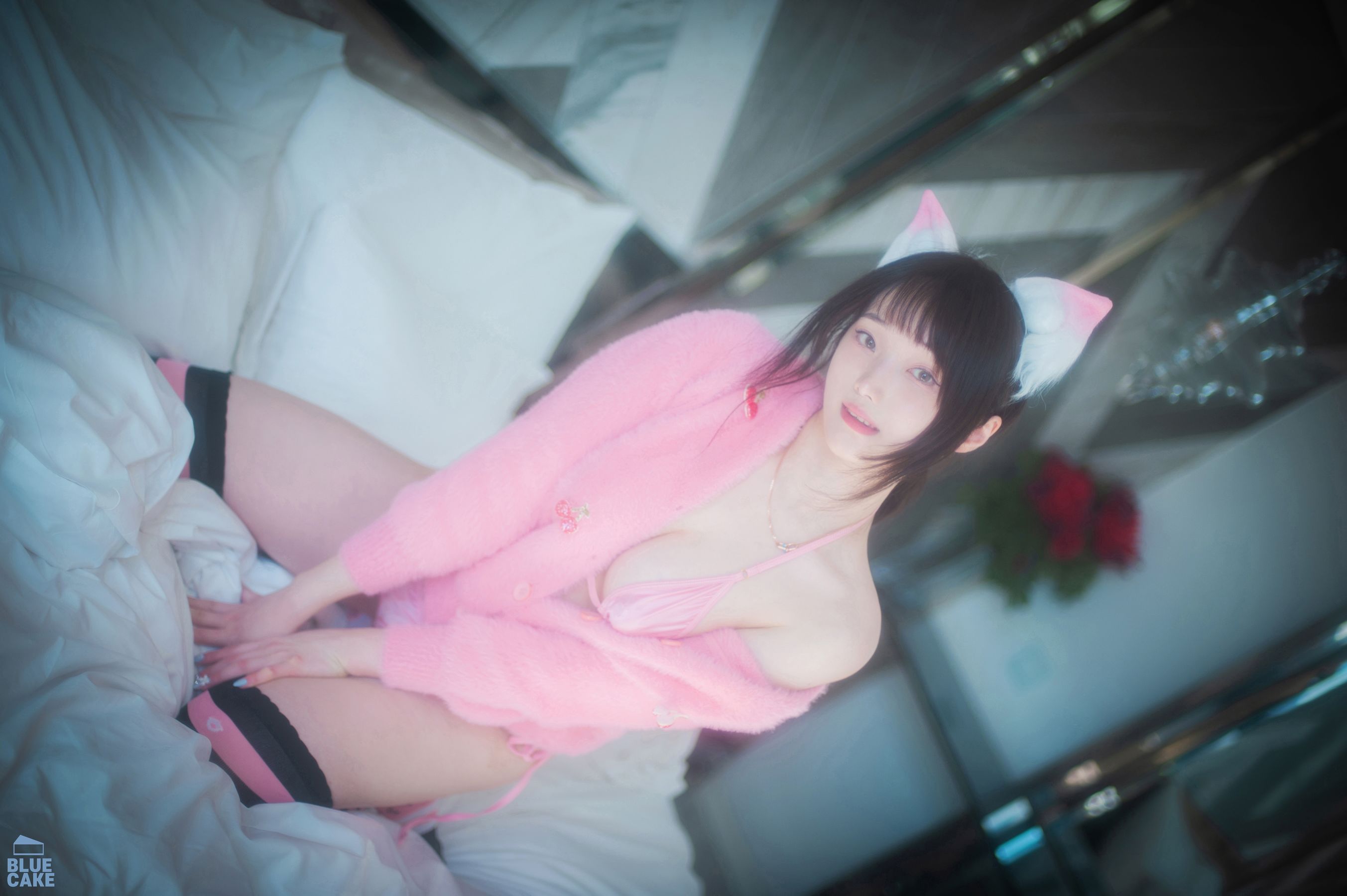 [BLUECAKE] Bambi – Naughty Cats Pink &#038; Mint [168P] - 秀人网免费无水印在线套图写真