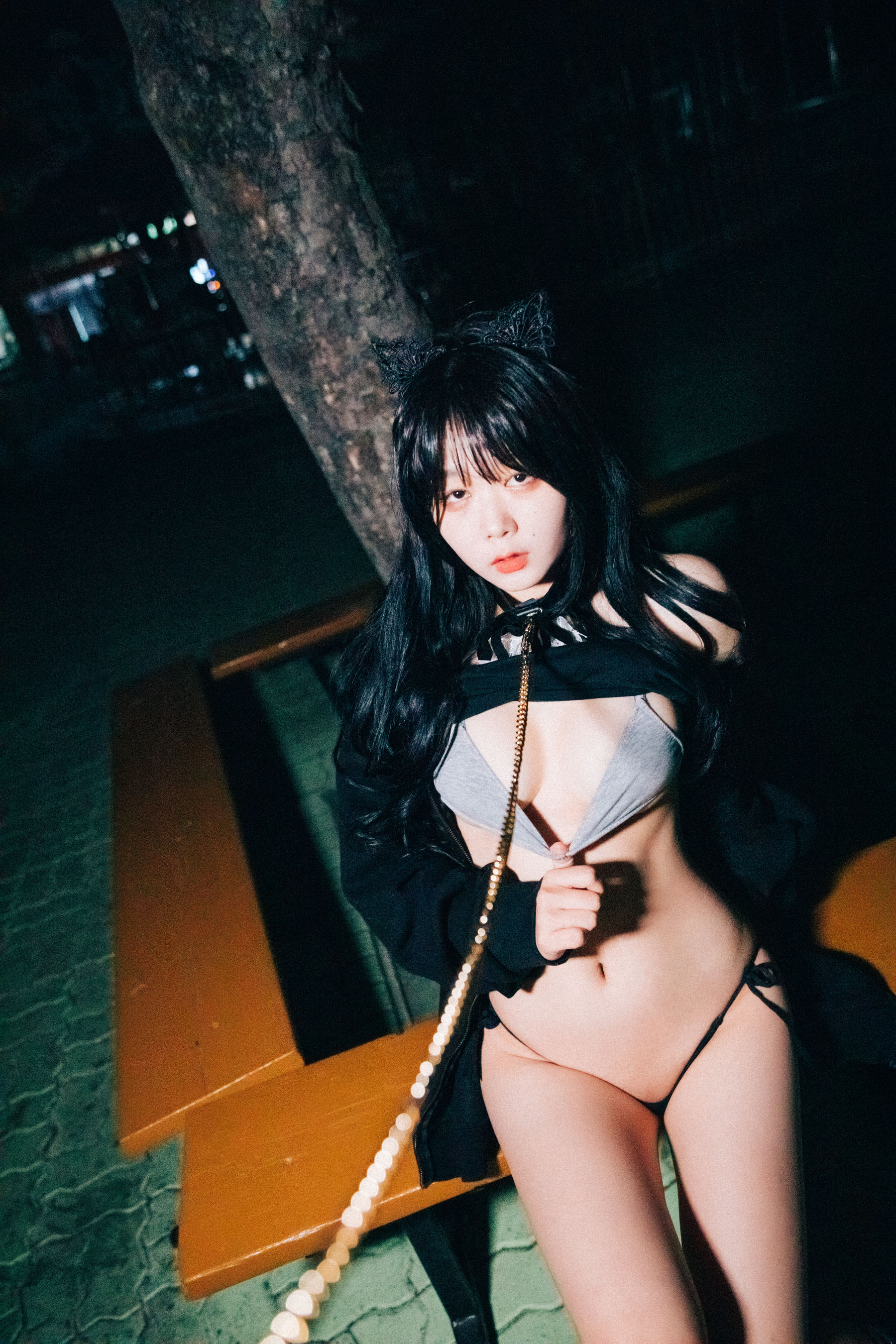 [LOOZY] Zia – Touch + Anal Plug [147P] - 秀人网免费无水印在线套图写真