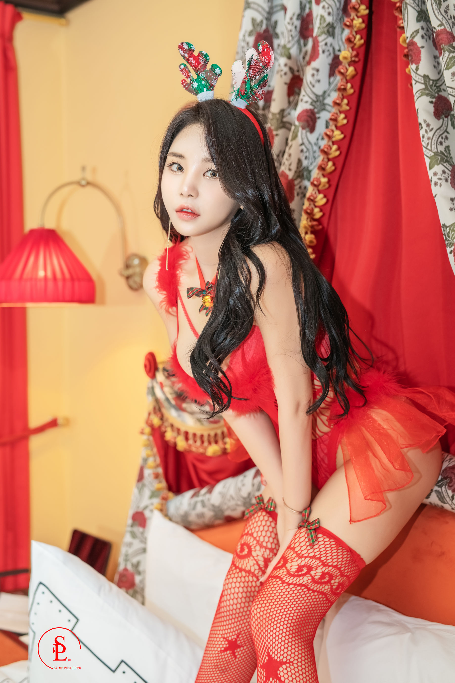 [saintphotolife] Zzyuri – Merry Xmas [52P] - 秀人网免费无水印在线套图写真