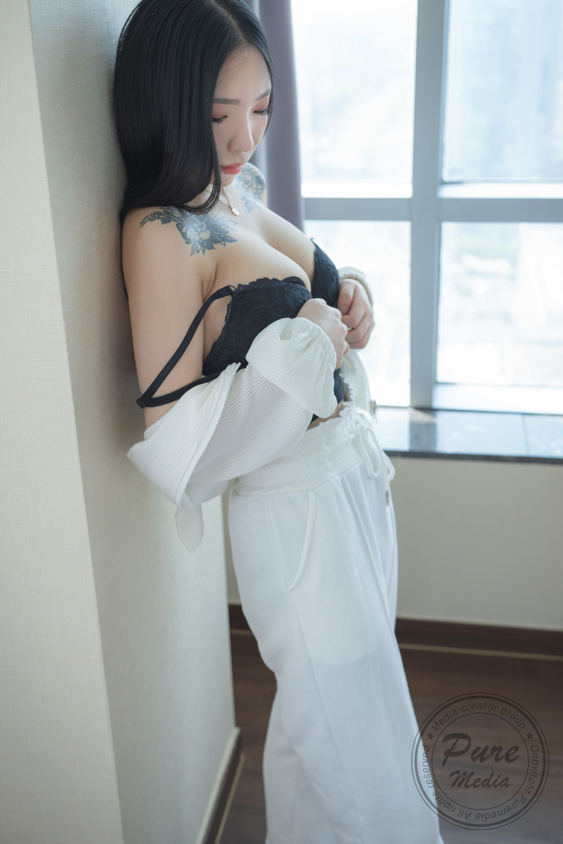 [PURE MEDIA] Vol.188 – Yeon hwa [28P] - 秀人网免费无水印在线套图写真