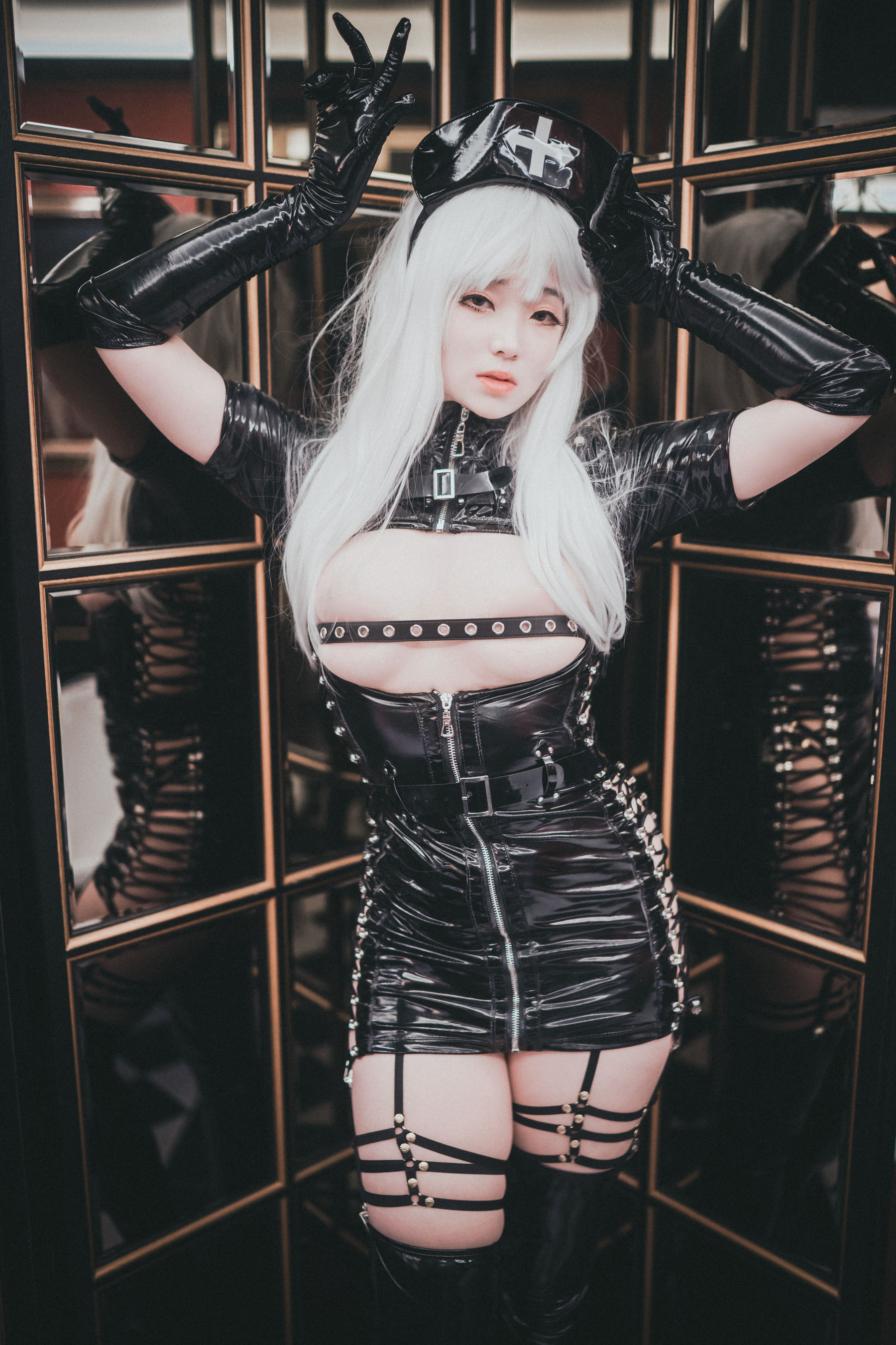 BamBi – Poisonous Nurse [71P] - 秀人网免费无水印在线套图写真