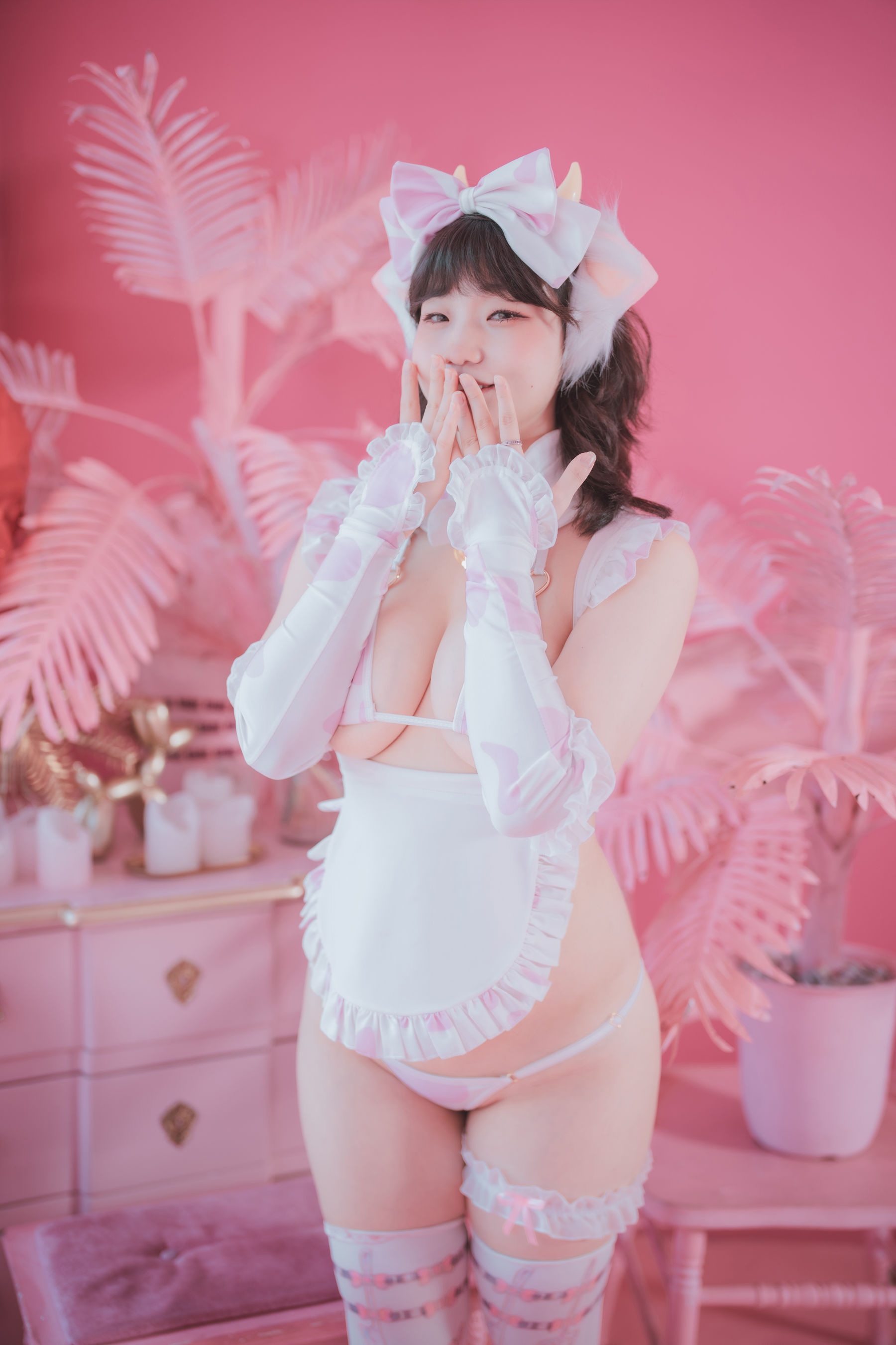 [DJAWA] Mimmi – Cream Cow Milk Producer [164P] - 秀人网免费无水印在线套图写真