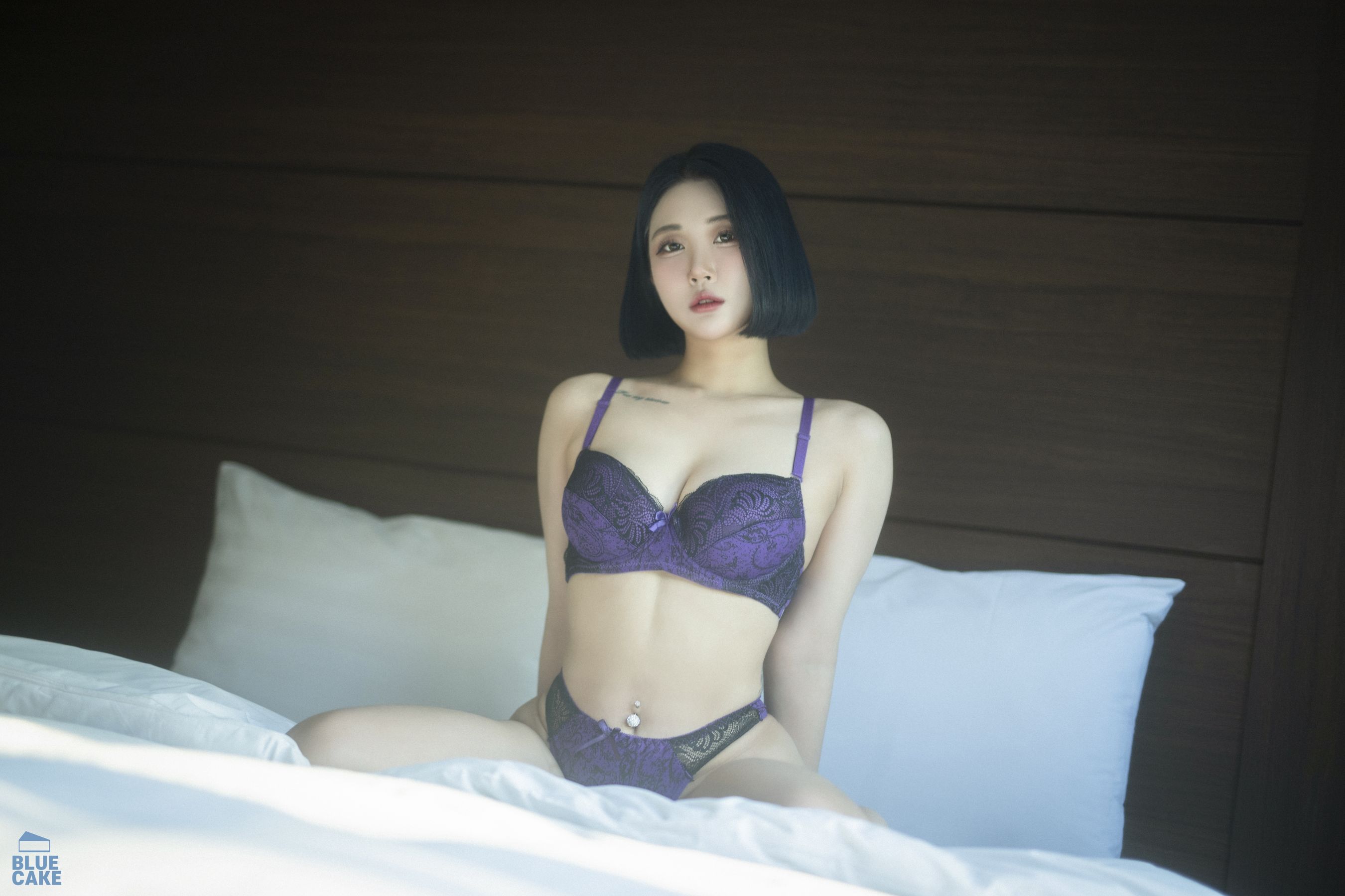 [BLUECAKE] Bomi – Secret [94P] - 秀人网免费无水印在线套图写真