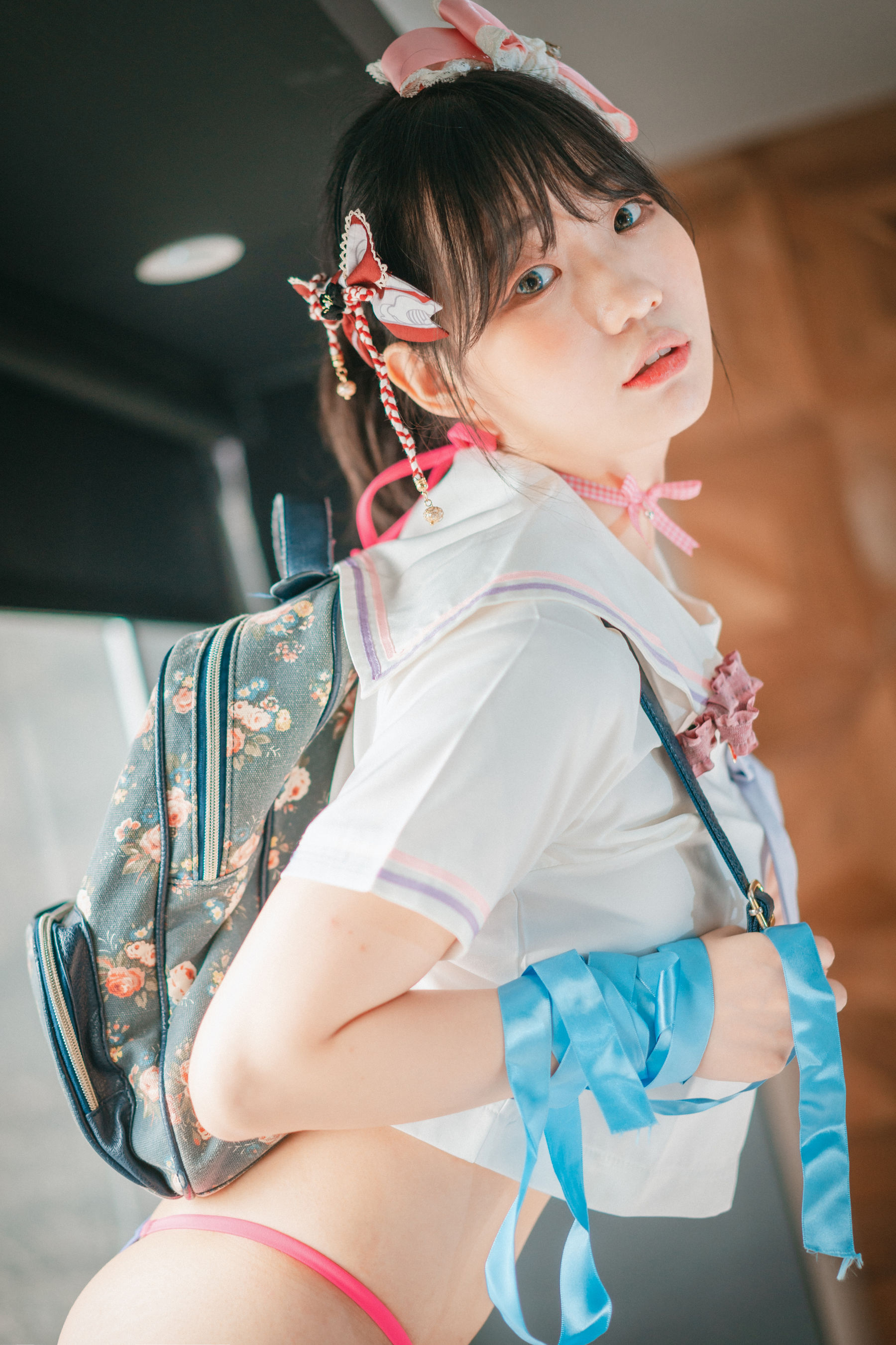 [DJAWA] Mimmi – Mochilero en Violeta 写真套图 [55P] - 秀人网免费无水印在线套图写真