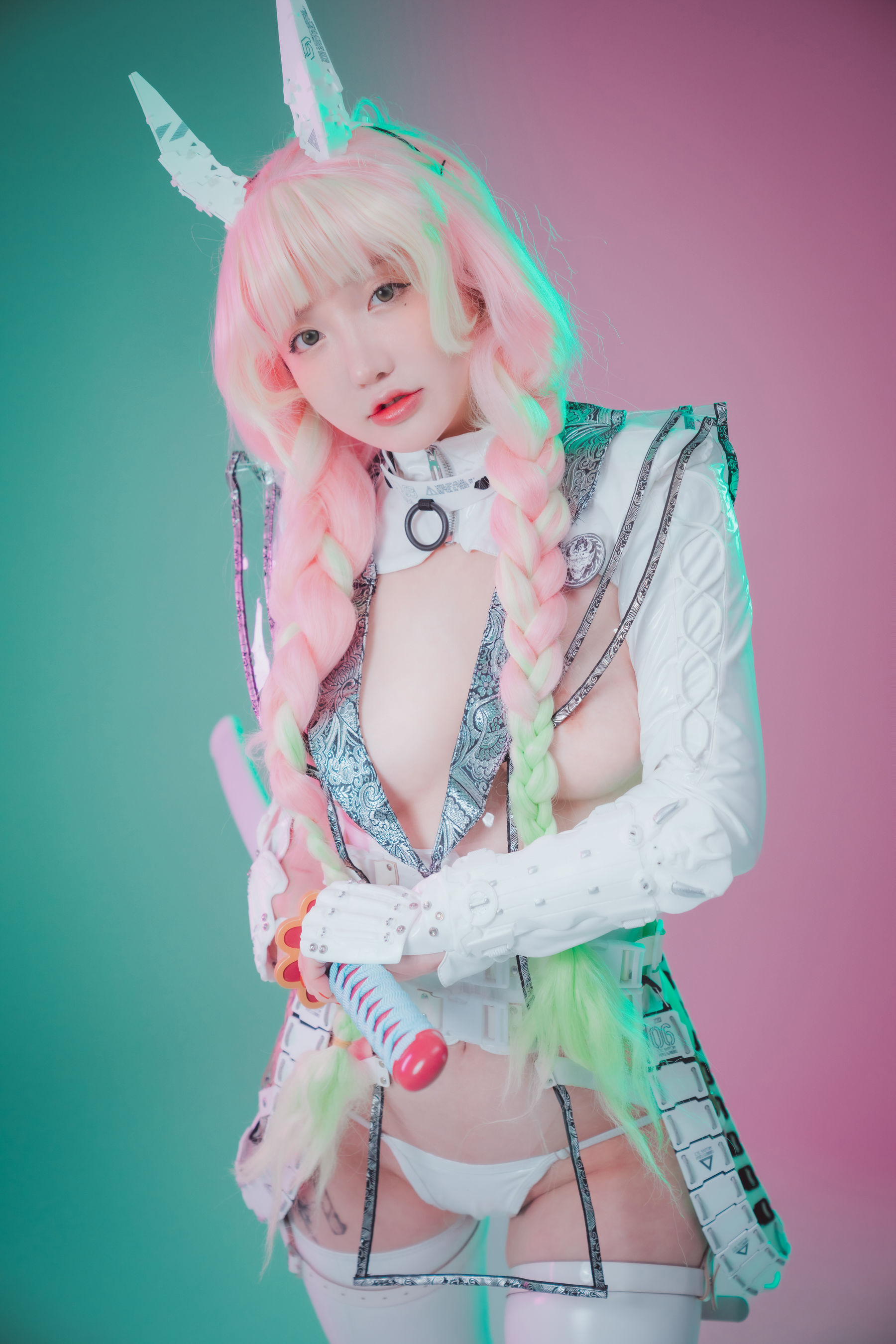 [DJAWA] Yeeun – Cyber Hunter Mitsuri [52P] - 秀人网免费无水印在线套图写真