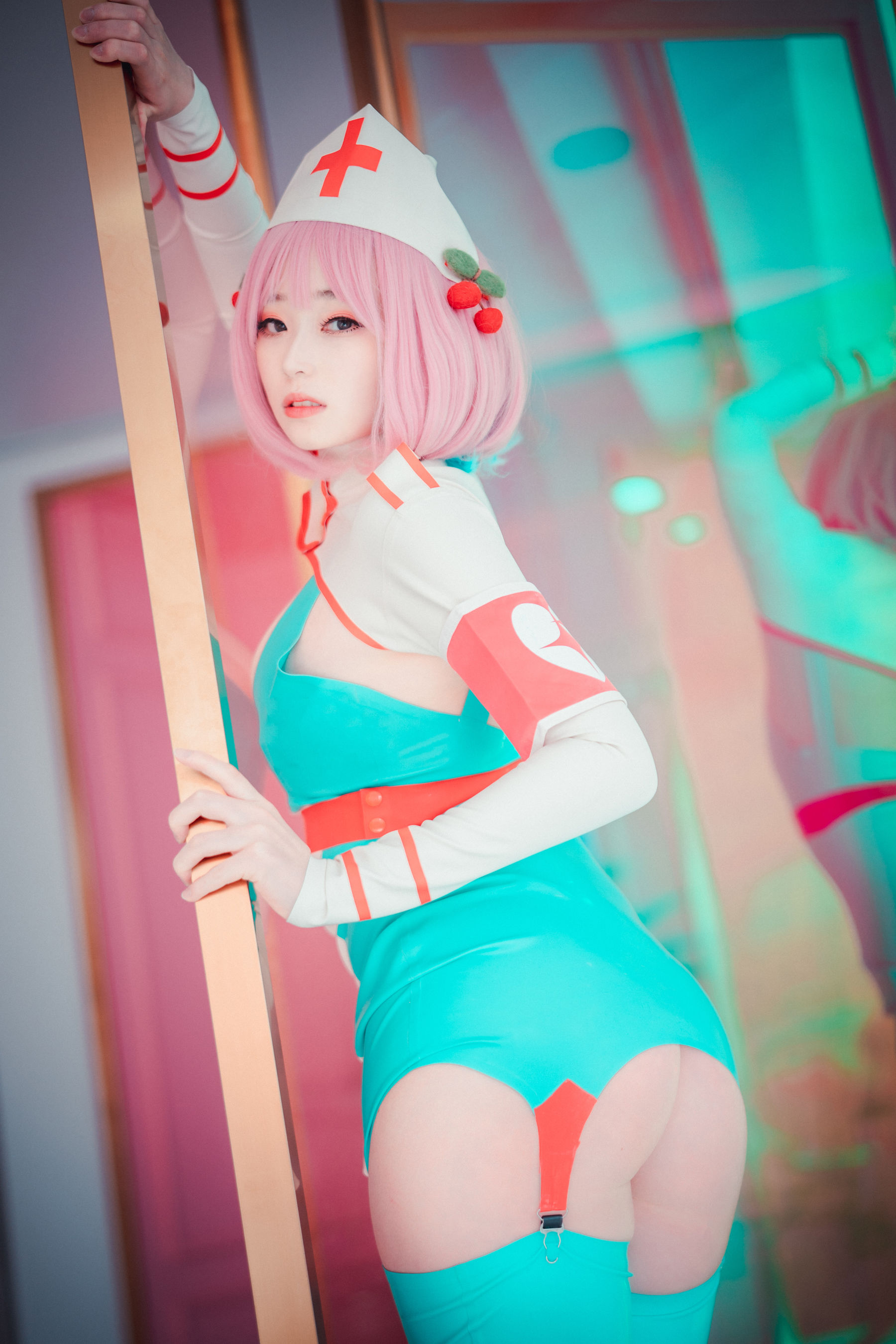 [DJAWA] BamBi – Cling To Latex [46P] - 秀人网免费无水印在线套图写真