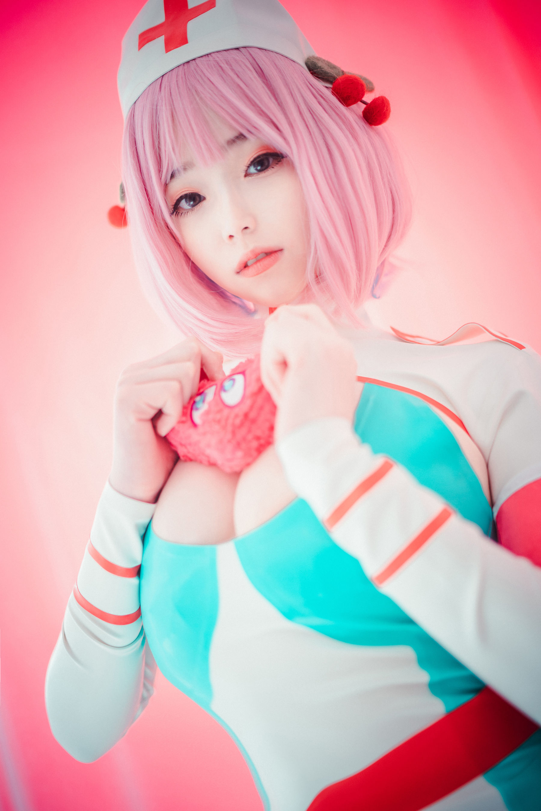 [DJAWA] BamBi – Cling To Latex [46P] - 秀人网免费无水印在线套图写真