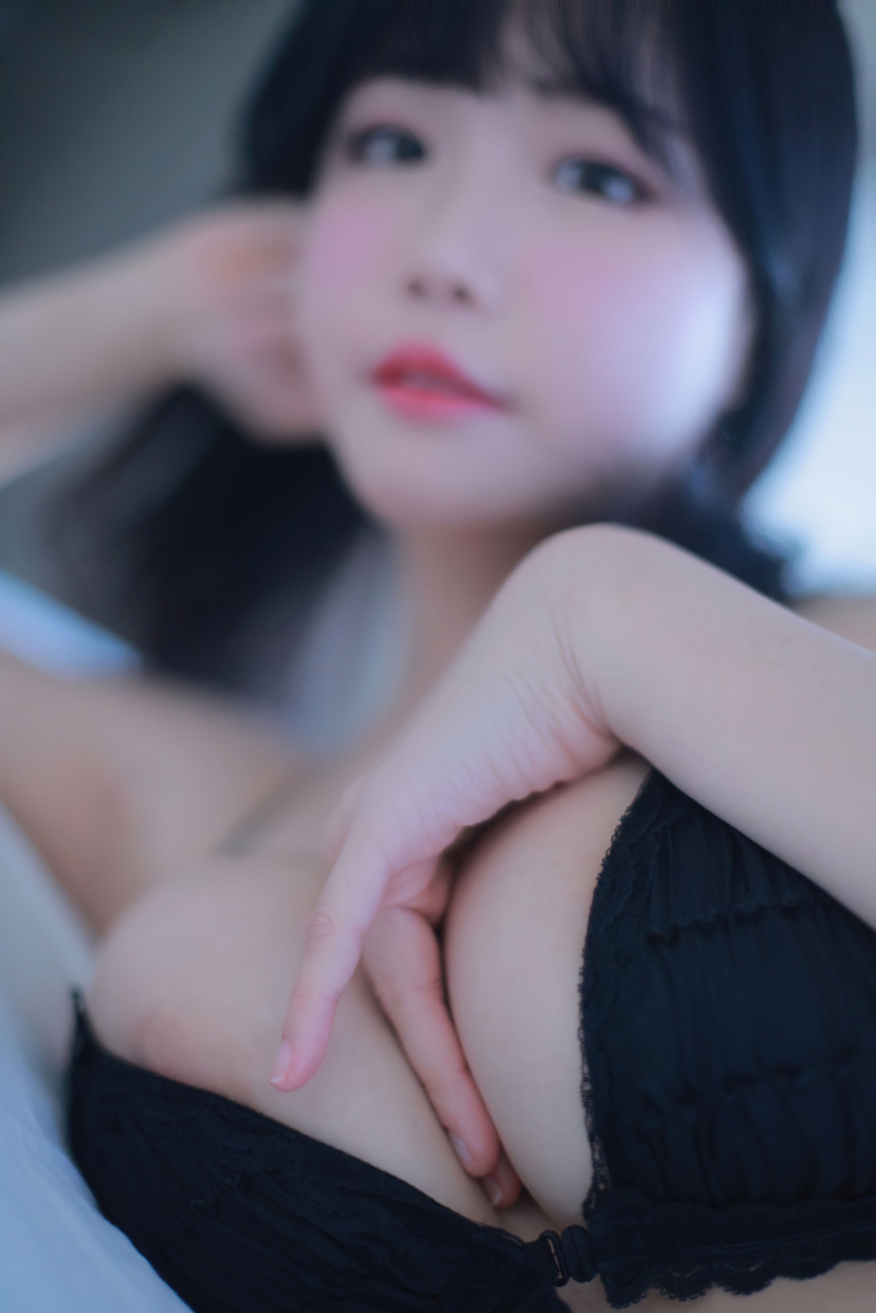 [Patreon] – Night View of Addielyn [50P] - 秀人网免费无水印在线套图写真