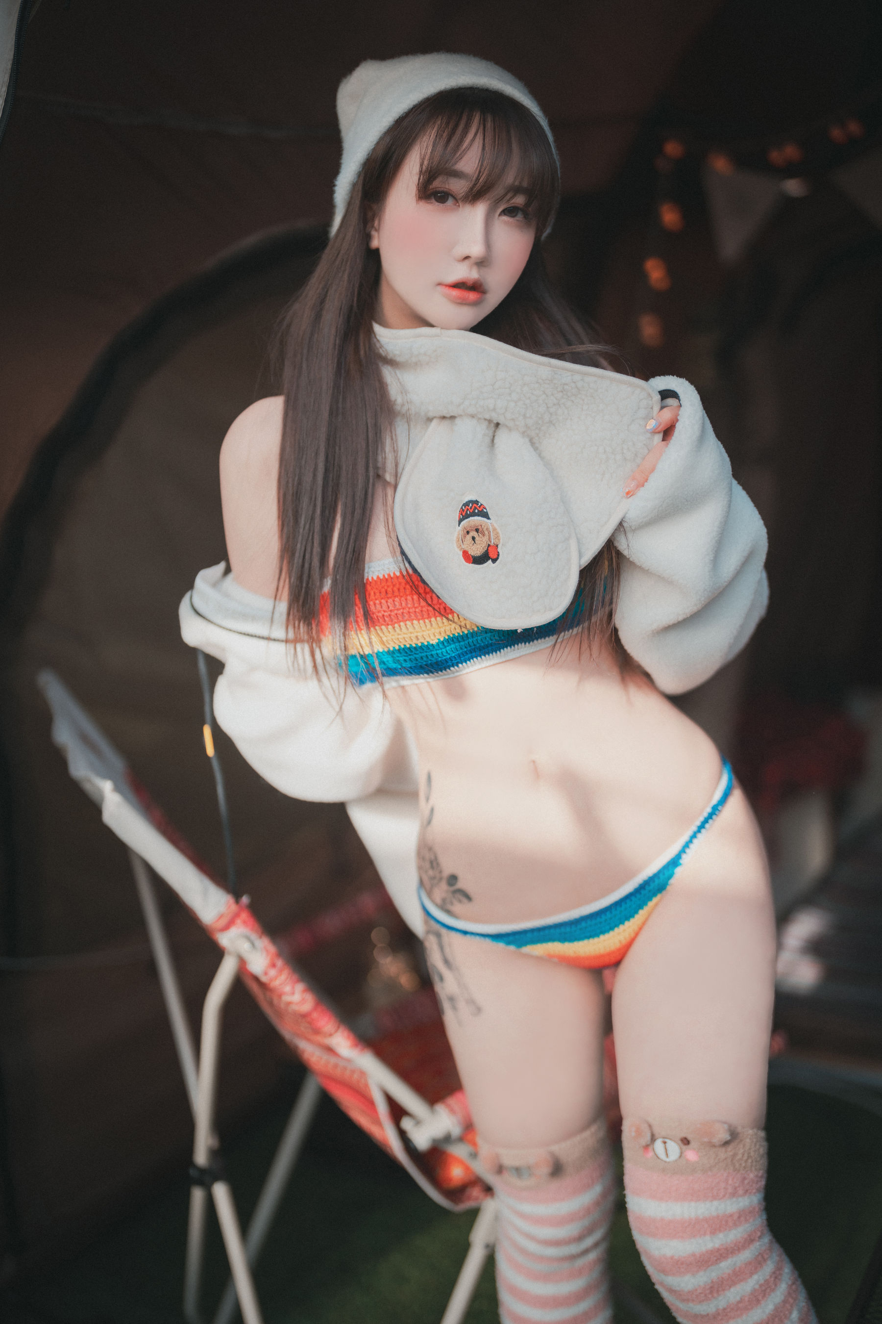 [DJAWA] Yeeun – Romantic Winter Glamping [99P] - 秀人网免费无水印在线套图写真