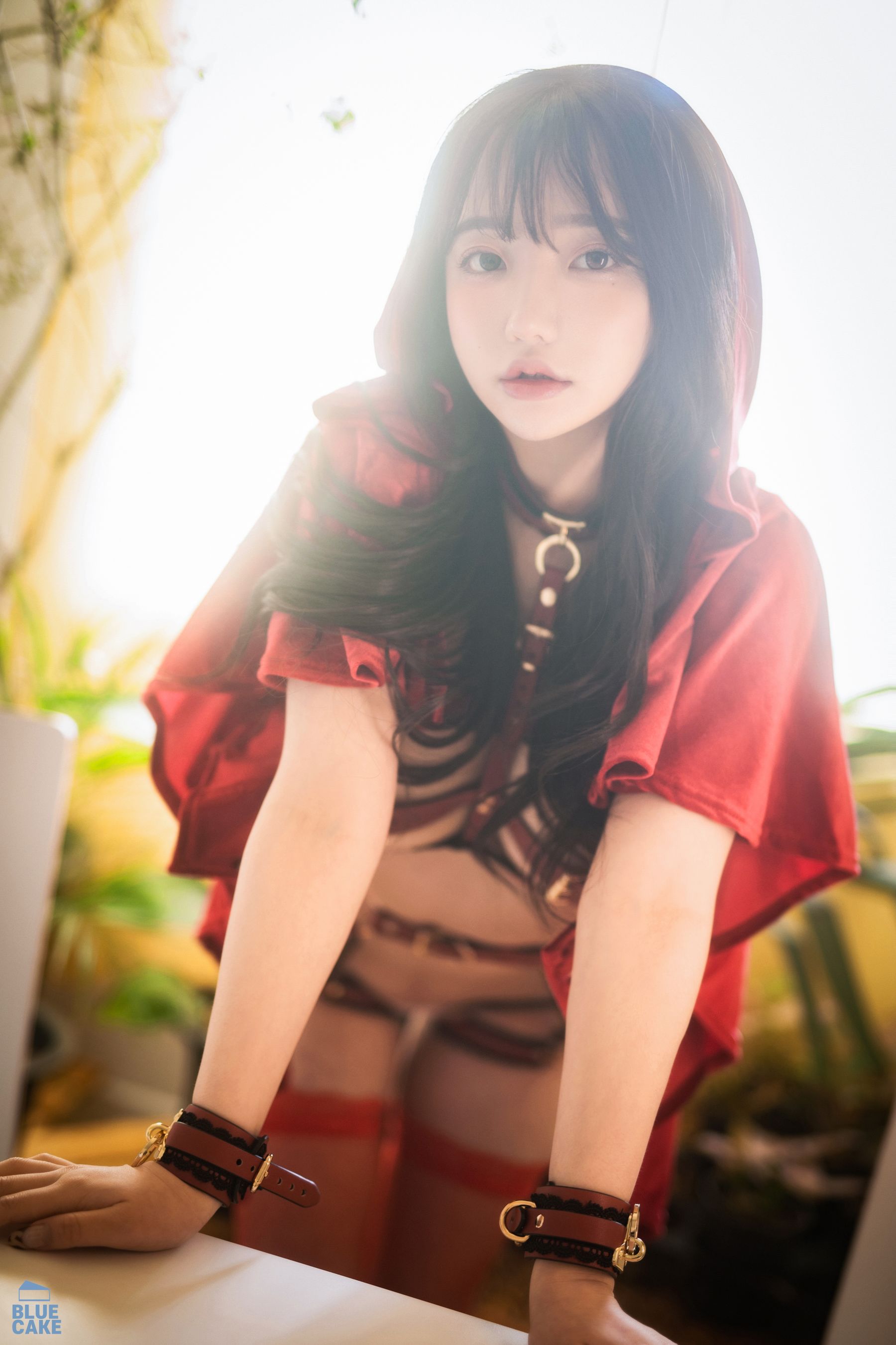 [BLUECAKE] Yeeun – REDHOOD SM [49P] - 秀人网免费无水印在线套图写真