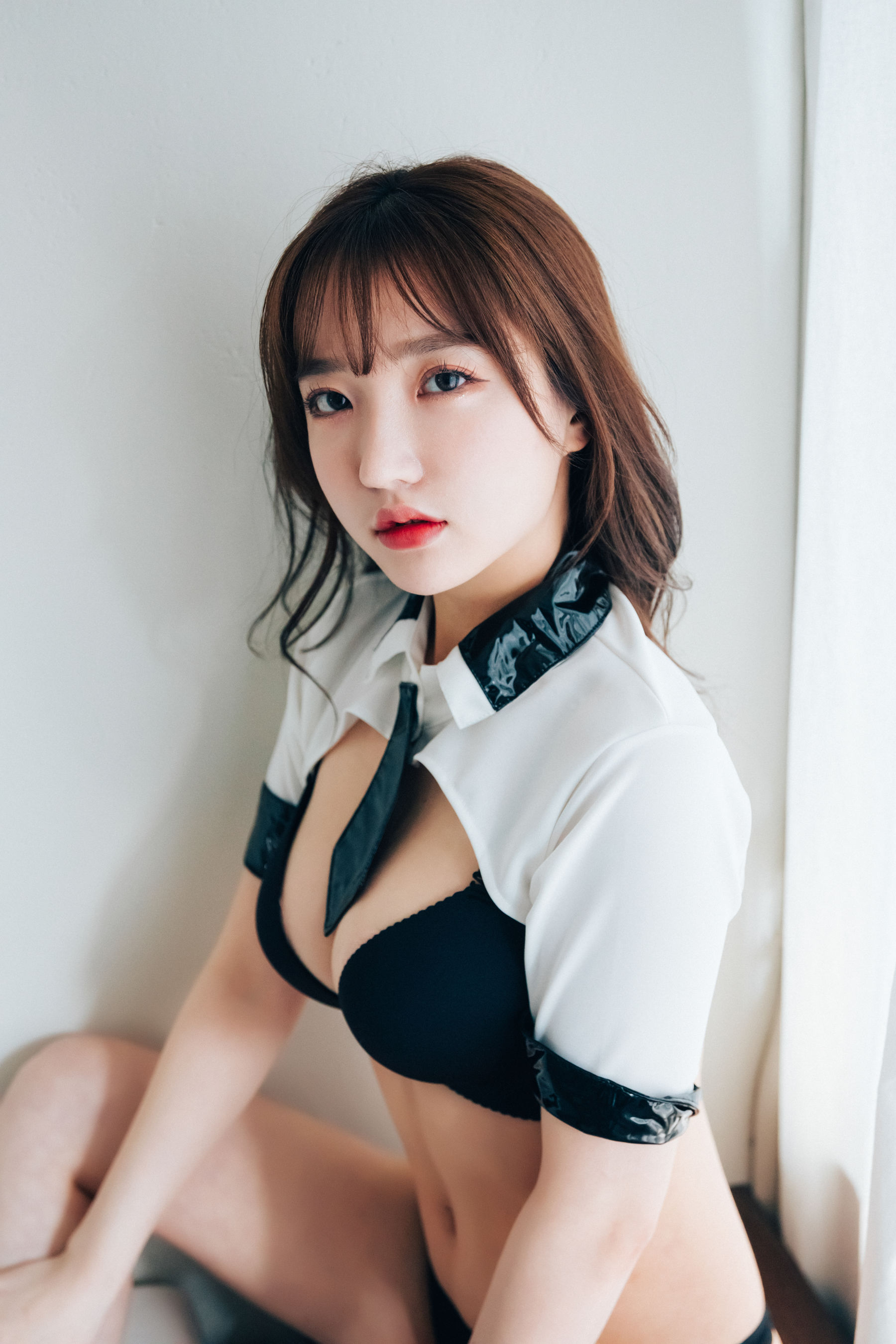 [LOOZY] Yeeun – Maximum Vol.2 [63P] - 秀人网免费无水印在线套图写真