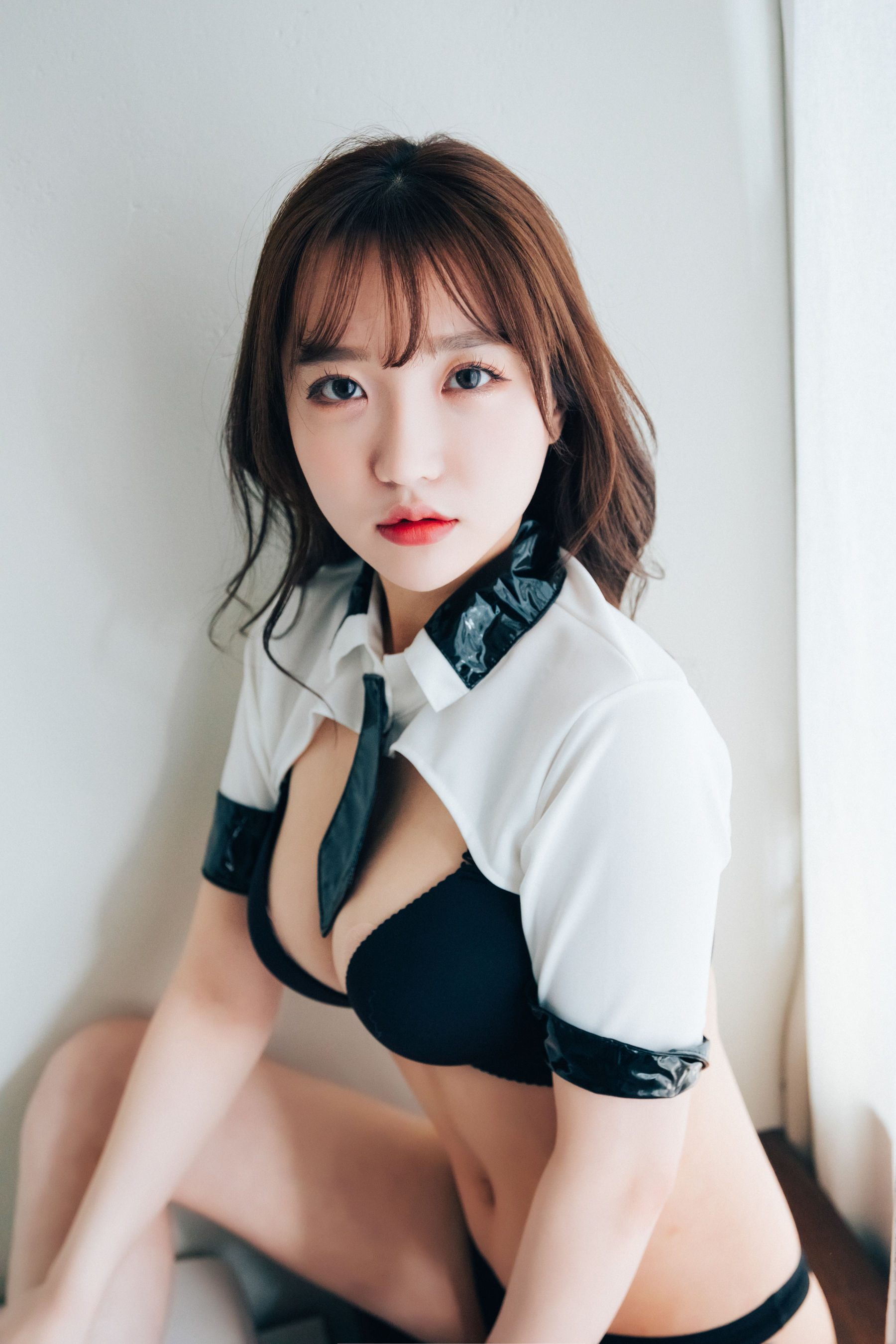 [LOOZY] Yeeun – Maximum Vol.2 [63P] - 秀人网免费无水印在线套图写真