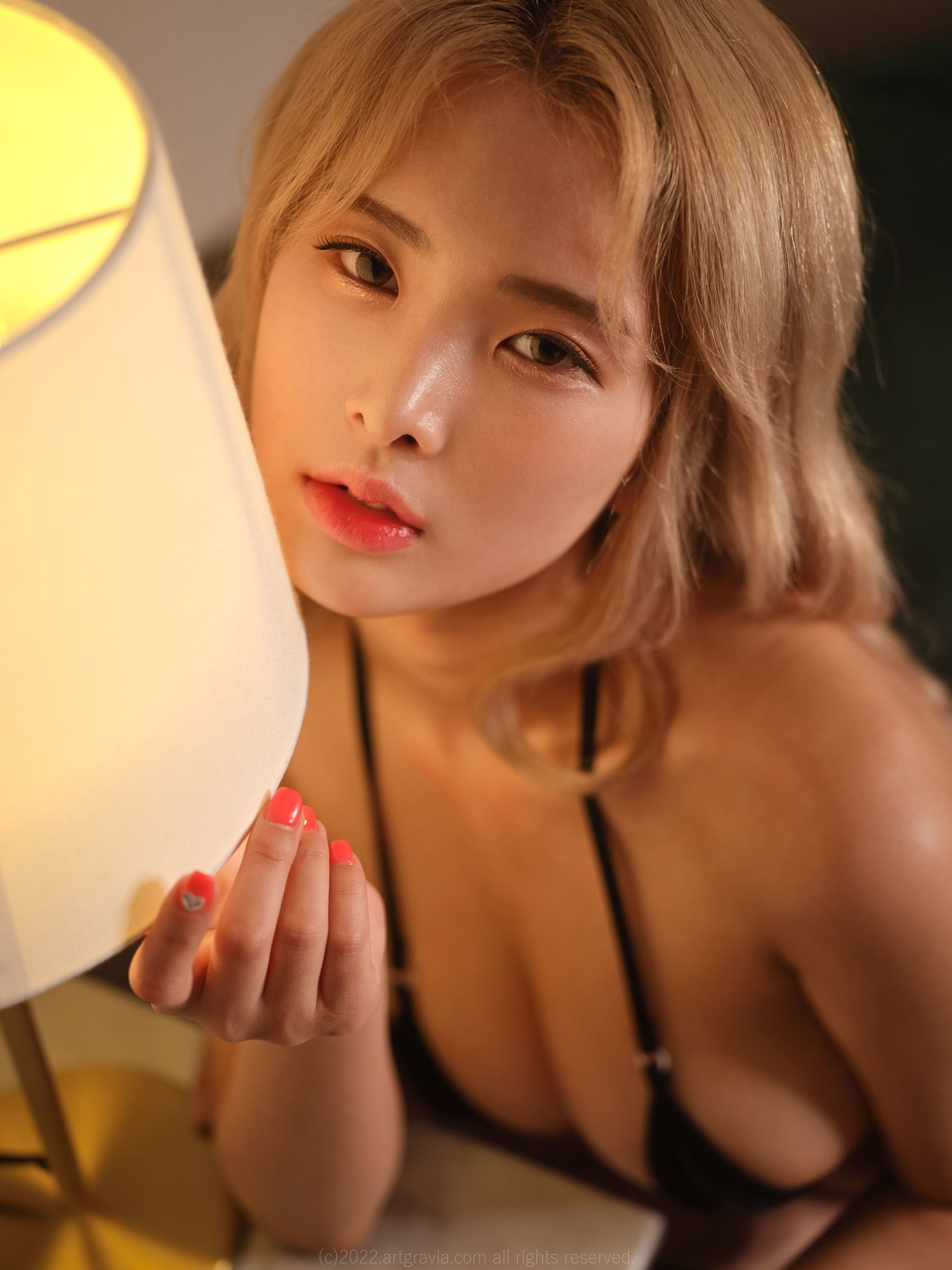 [ARTGRAVIA] VOL.387 Hyoyeon [88P] - 秀人网免费无水印在线套图写真