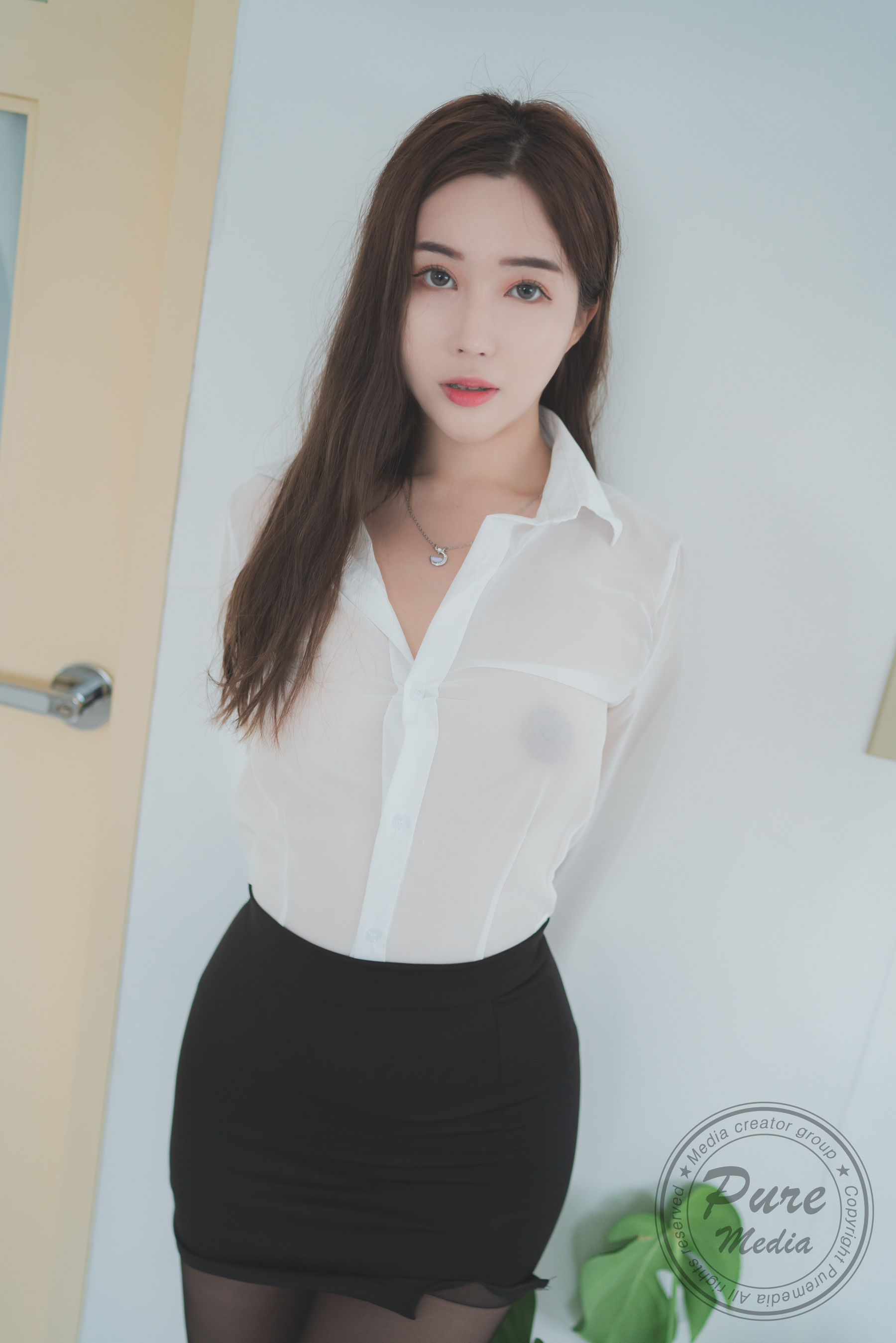 [PURE MEDIA] Vol.192 – Dohee [47P] - 秀人网免费无水印在线套图写真