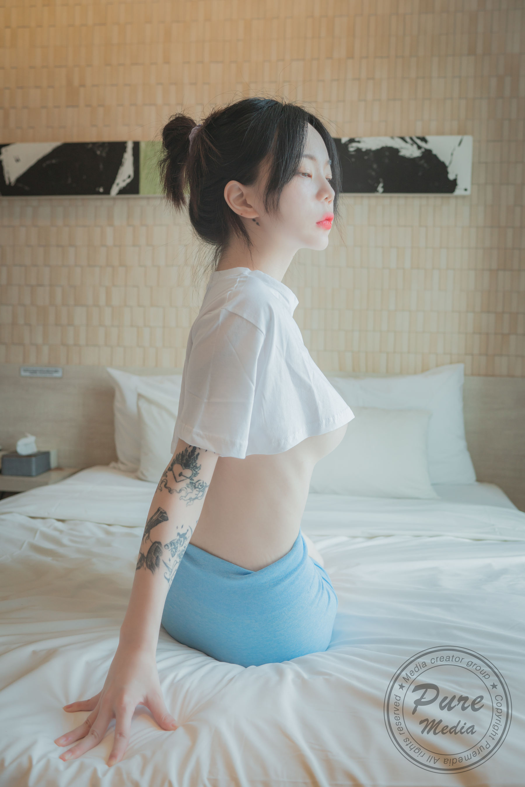 [PURE MEDIA] Vol.190 Siro – Home Training [35P] - 秀人网免费无水印在线套图写真