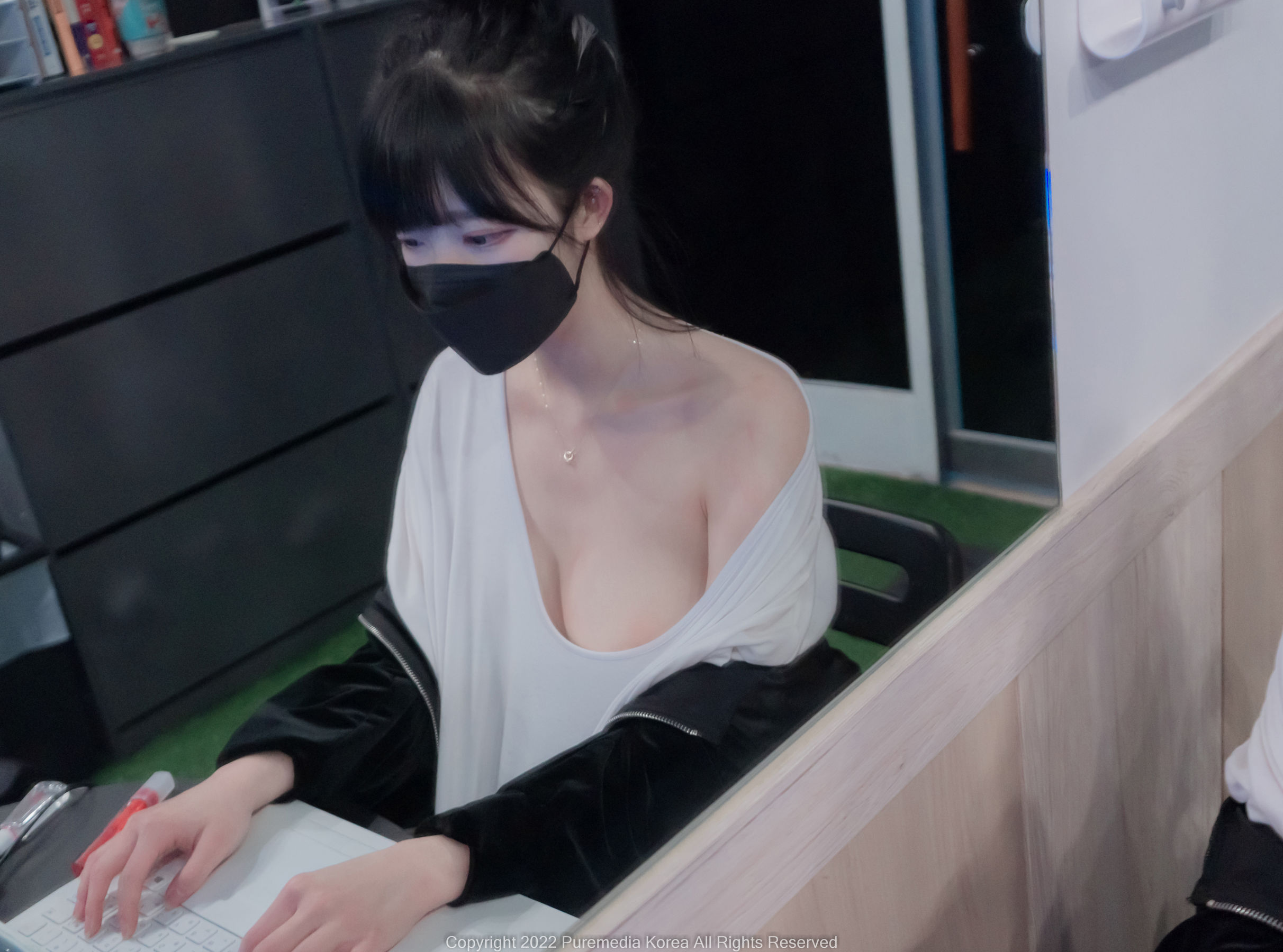 [PURE MEDIA] Vol.169 – Aram [96P] - 秀人网免费无水印在线套图写真