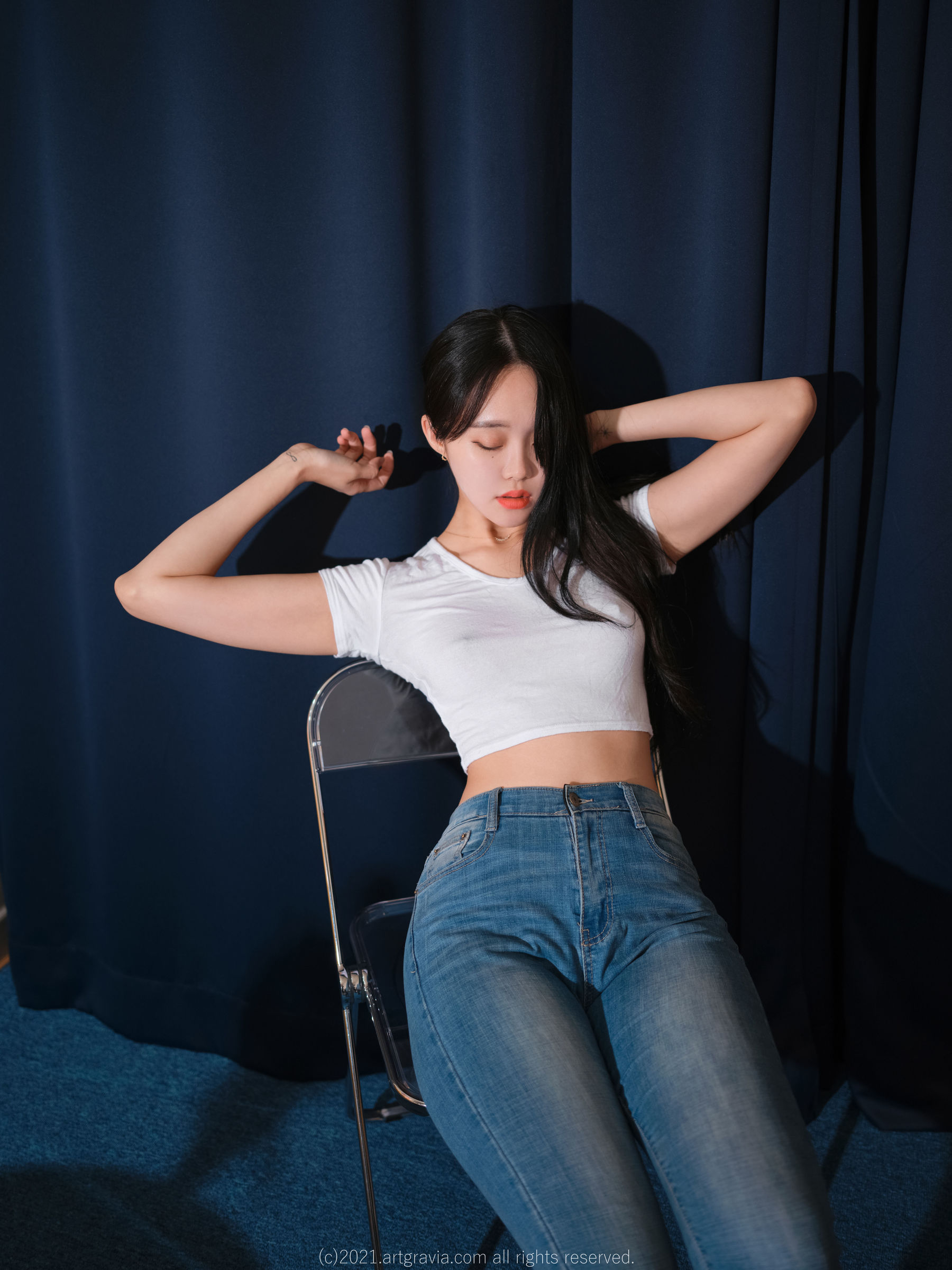 [ARTGRAVIA] VOL.244 Inah – 紧身牛仔裤的诱惑 [32P] - 秀人网免费无水印在线套图写真