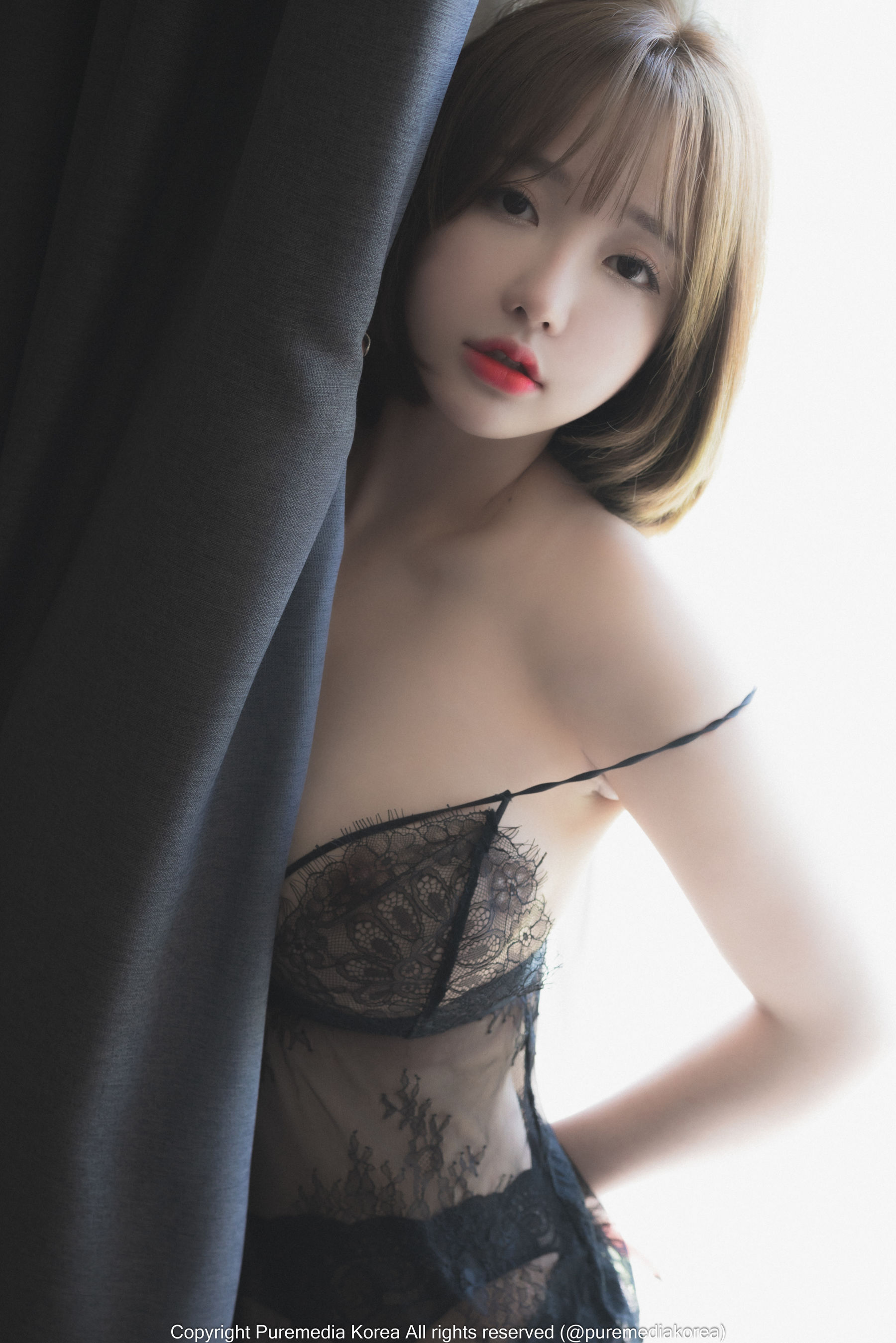 [PURE MEDIA] Vol.095 – Yeeun [95P] - 秀人网免费无水印在线套图写真
