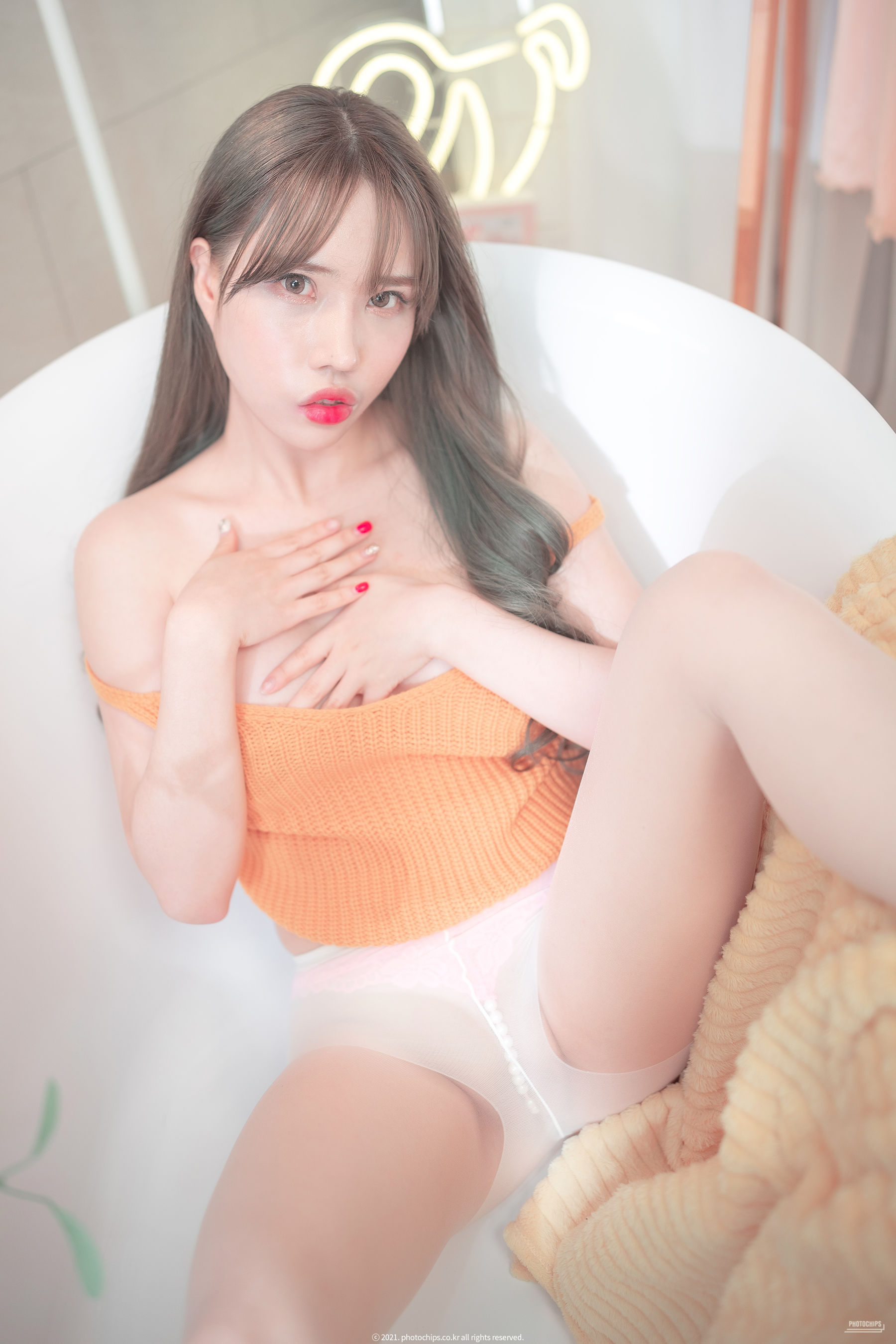 [Photochips] Vol.106 – No.03 Eunha [27P] - 秀人网免费无水印在线套图写真