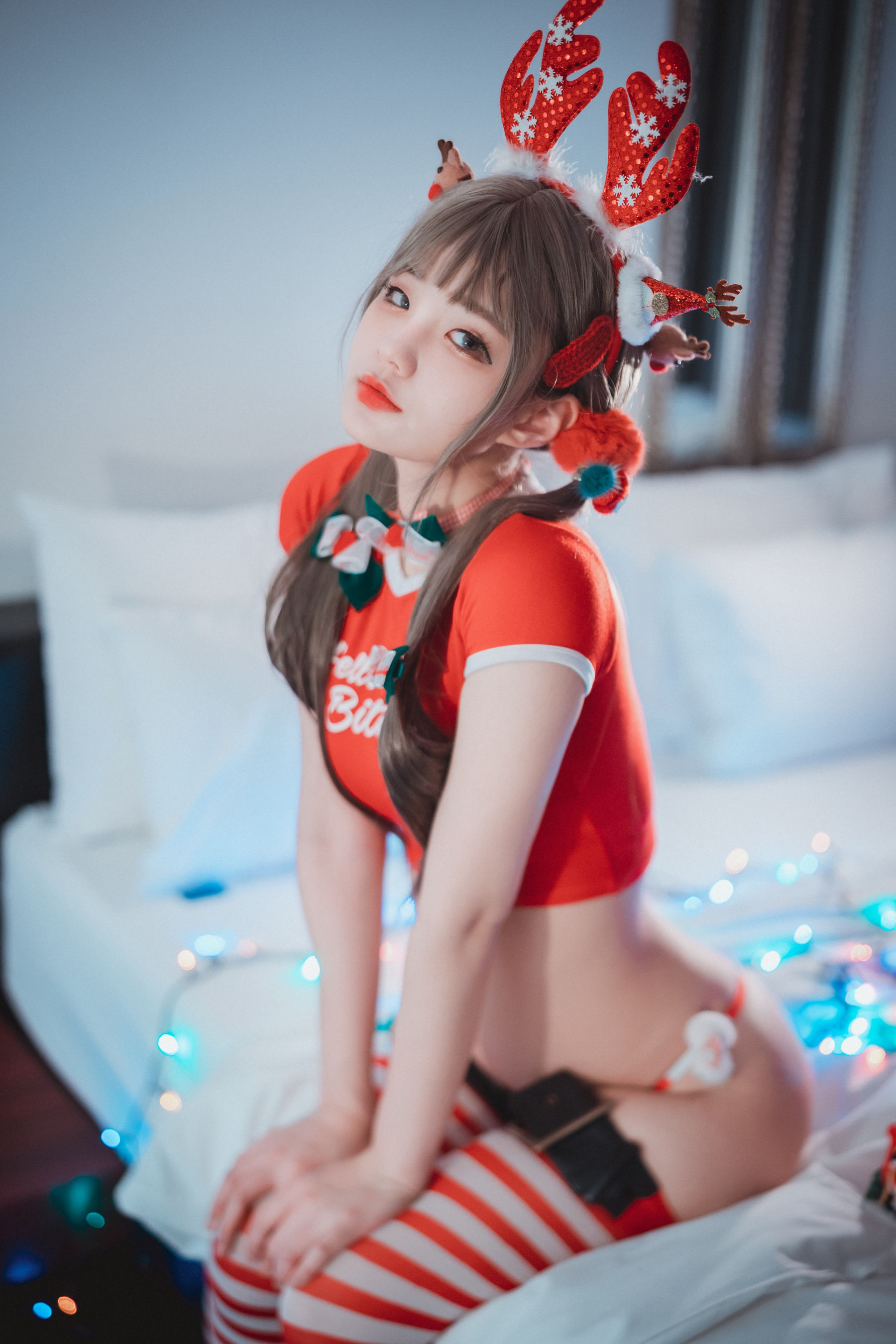 [DJAWA] Jenny – Christmas Special 圣诞少女 [22P] - 秀人网免费无水印在线套图写真