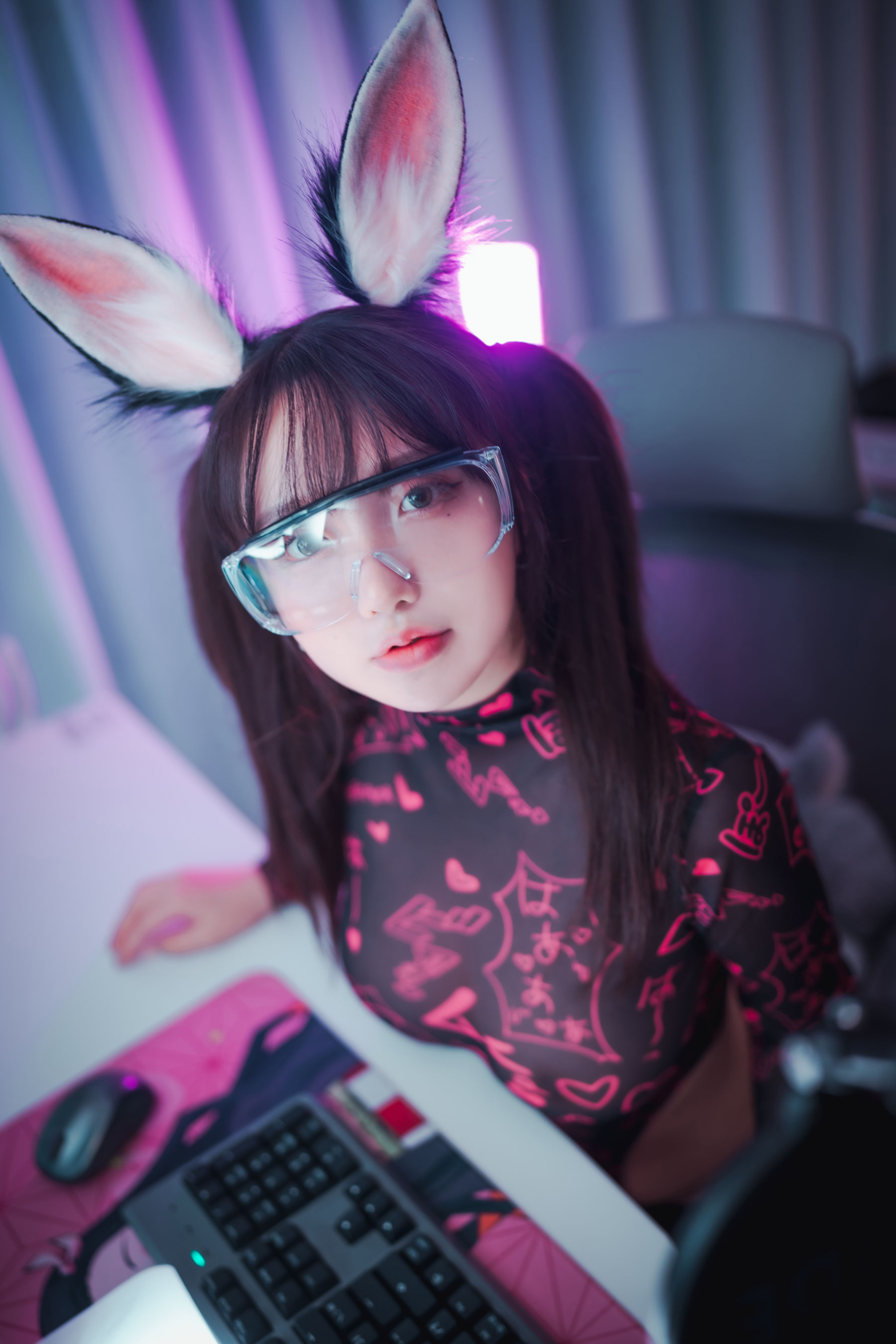 [DJAWA] Yeeun – Retro Gaming Girl [89P] - 秀人网免费无水印在线套图写真
