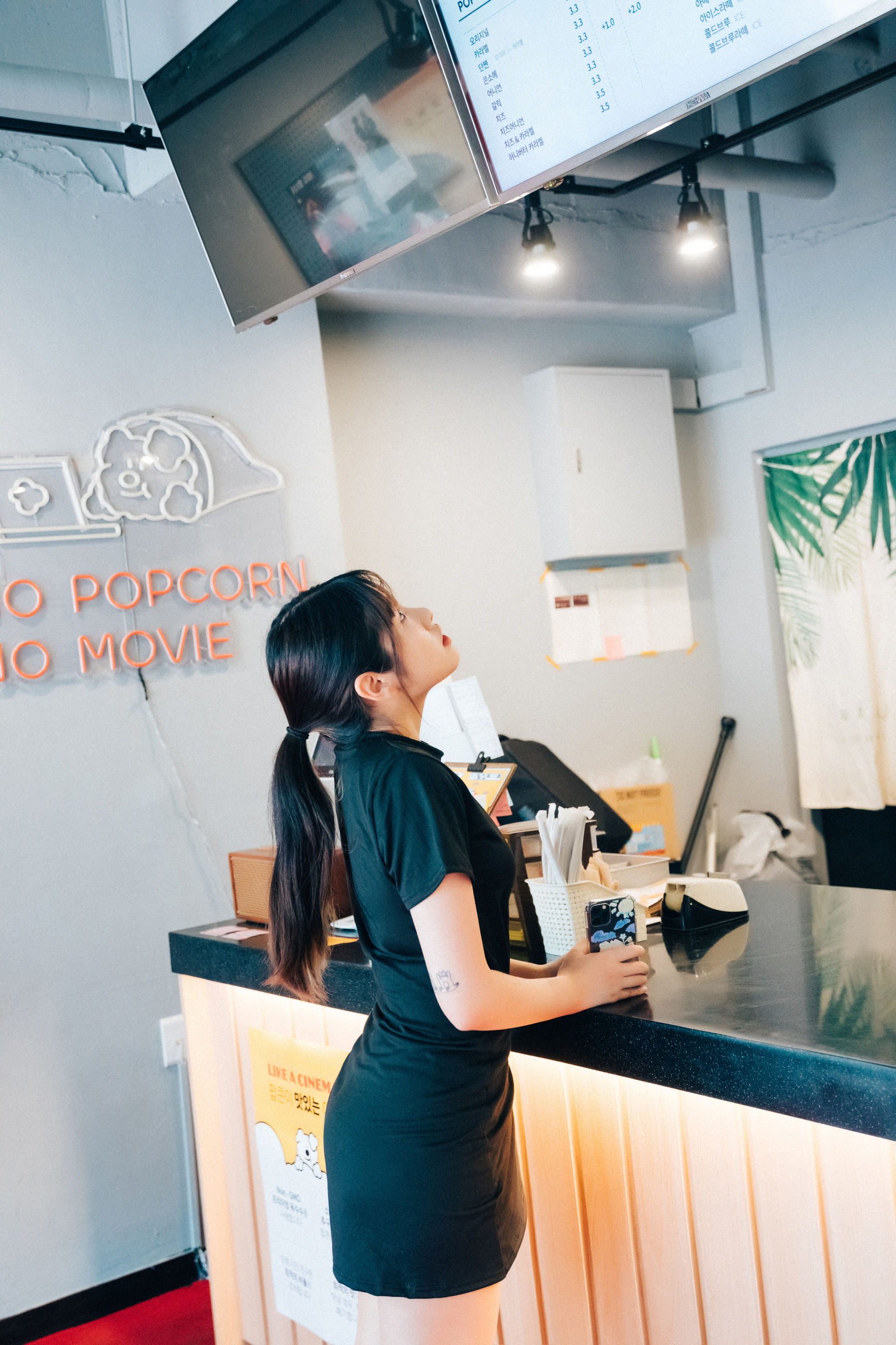 [LOOZY] Sonson – Cinema girl [77P] - 秀人网免费无水印在线套图写真