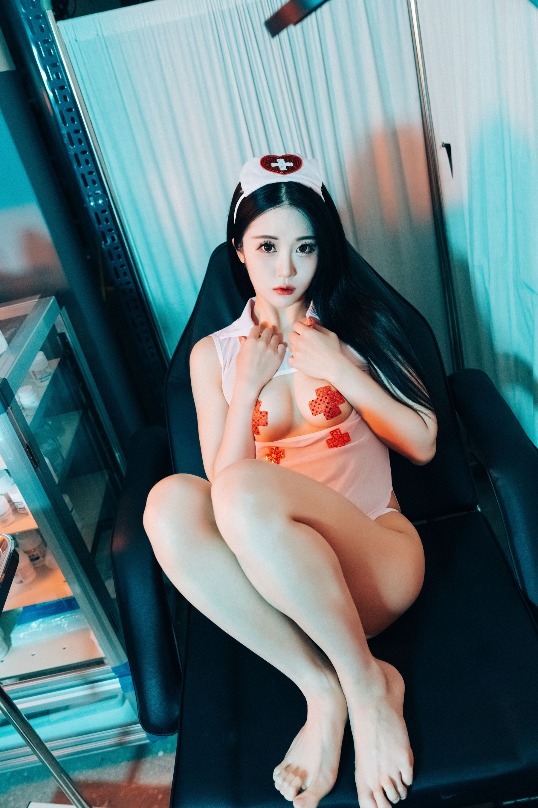LOOZY Bomi – Secret treatment [129P] - 秀人网免费无水印在线套图写真
