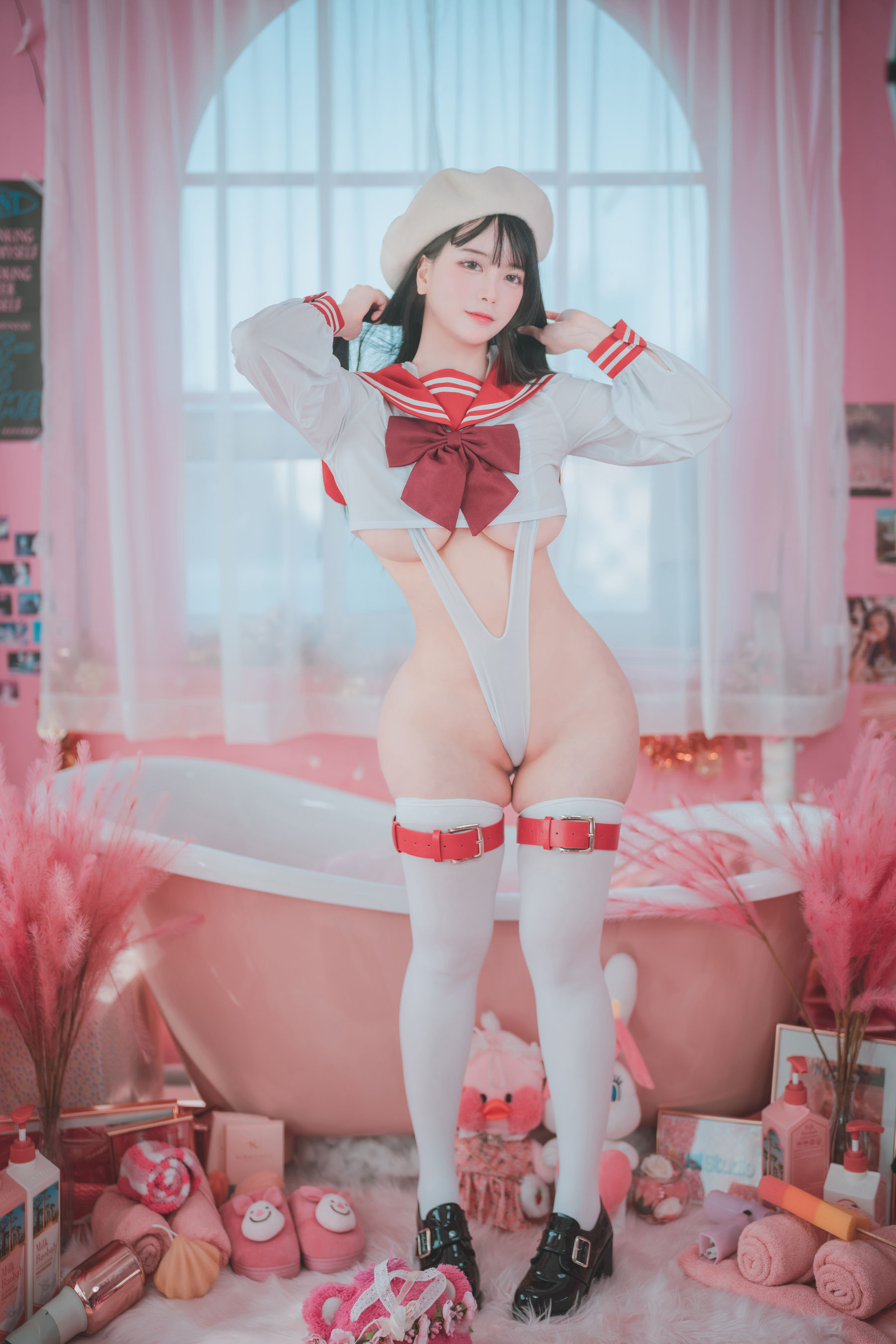 DJAWA ZziZzi – Blooming White Day [102P] - 秀人网免费无水印在线套图写真
