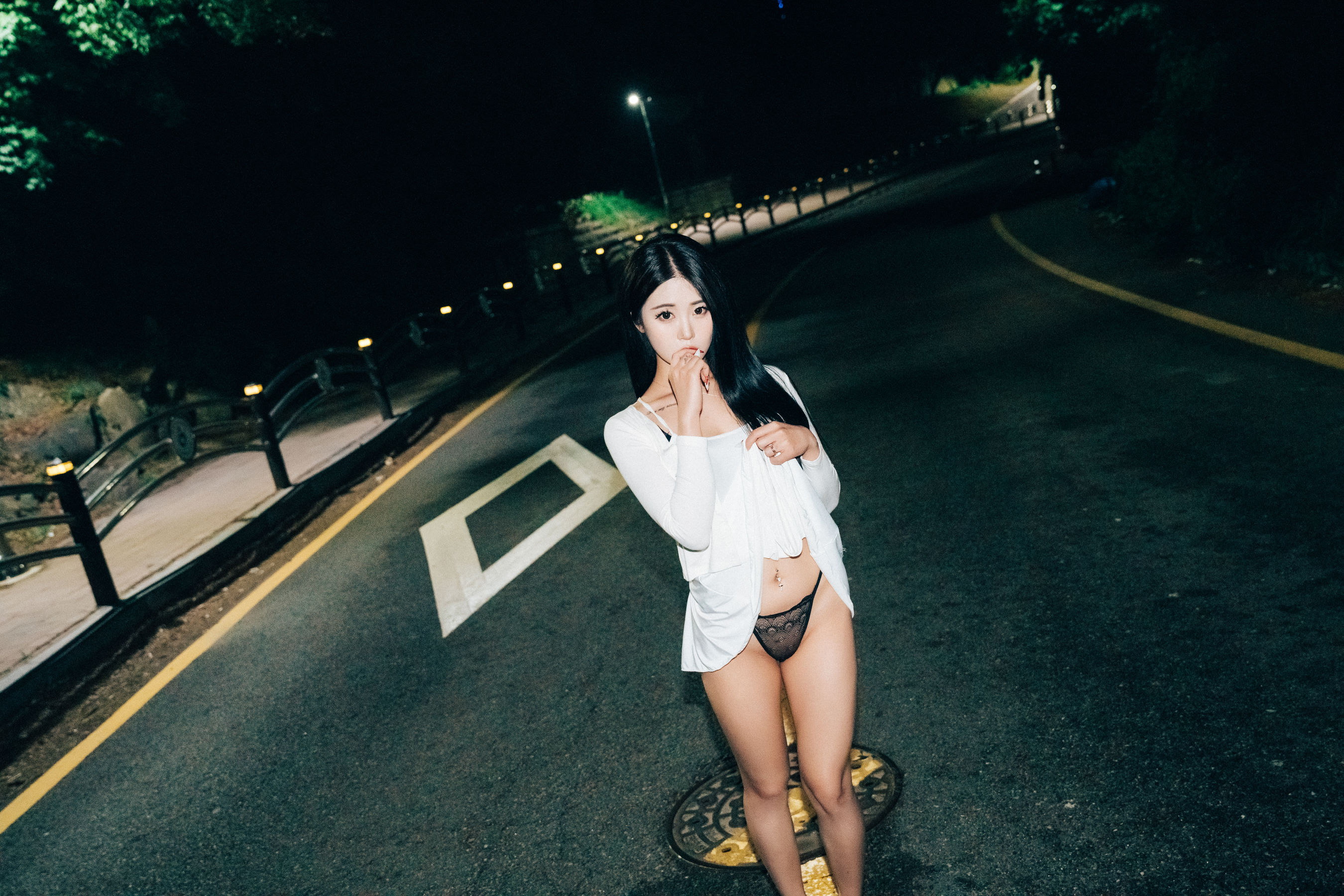 LOOZY Bomi – Night Roads [102P] - 秀人网免费无水印在线套图写真
