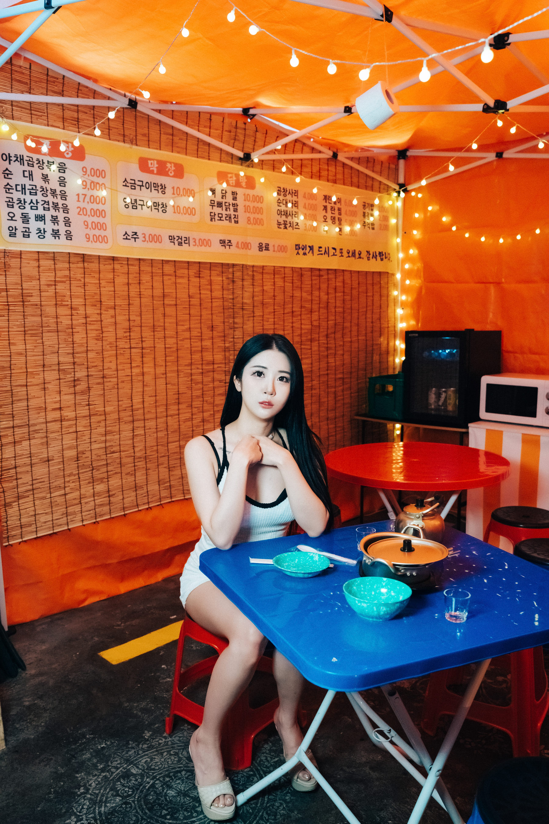 LOOZY Bomi – Street Stall [112P] - 秀人网免费无水印在线套图写真