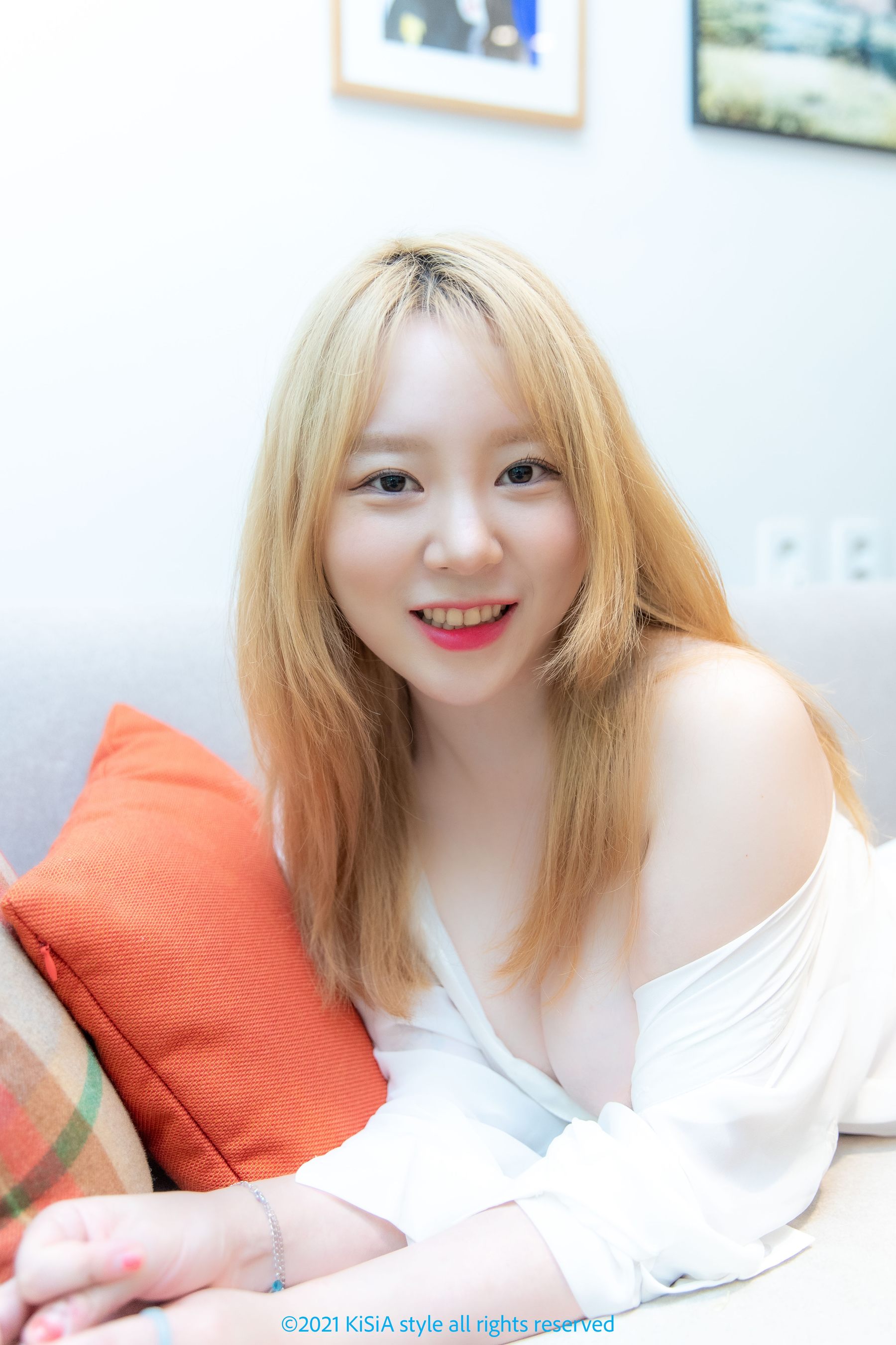 KiSiA Bohwa – Vol.7 ft.Girl friend [90P] - 秀人网免费无水印在线套图写真