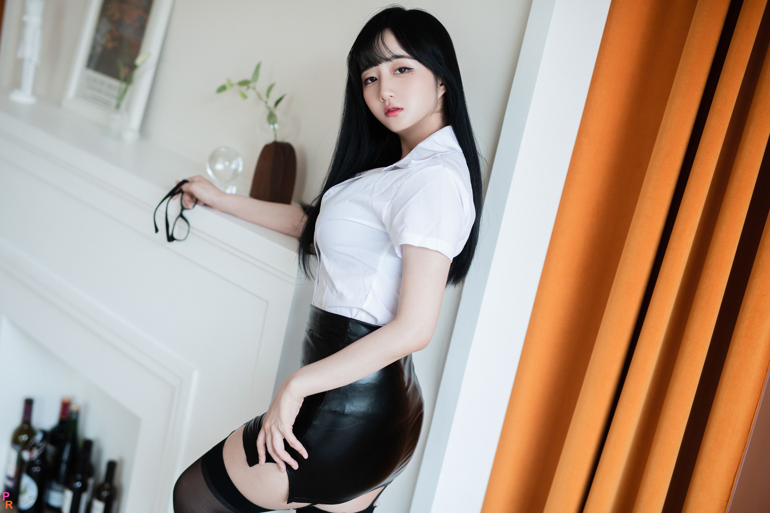 [PINK RIBBON] Jina – Succubus secretary [50P] - 秀人网免费无水印在线套图写真