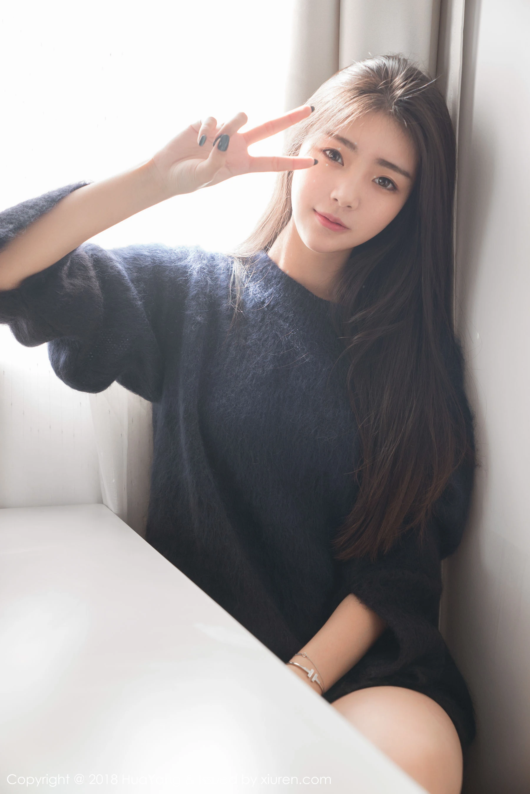 图片[3]-可樂Vicky《毛衣+白衬衫》 花漾 Vol.027-COS写真在线网