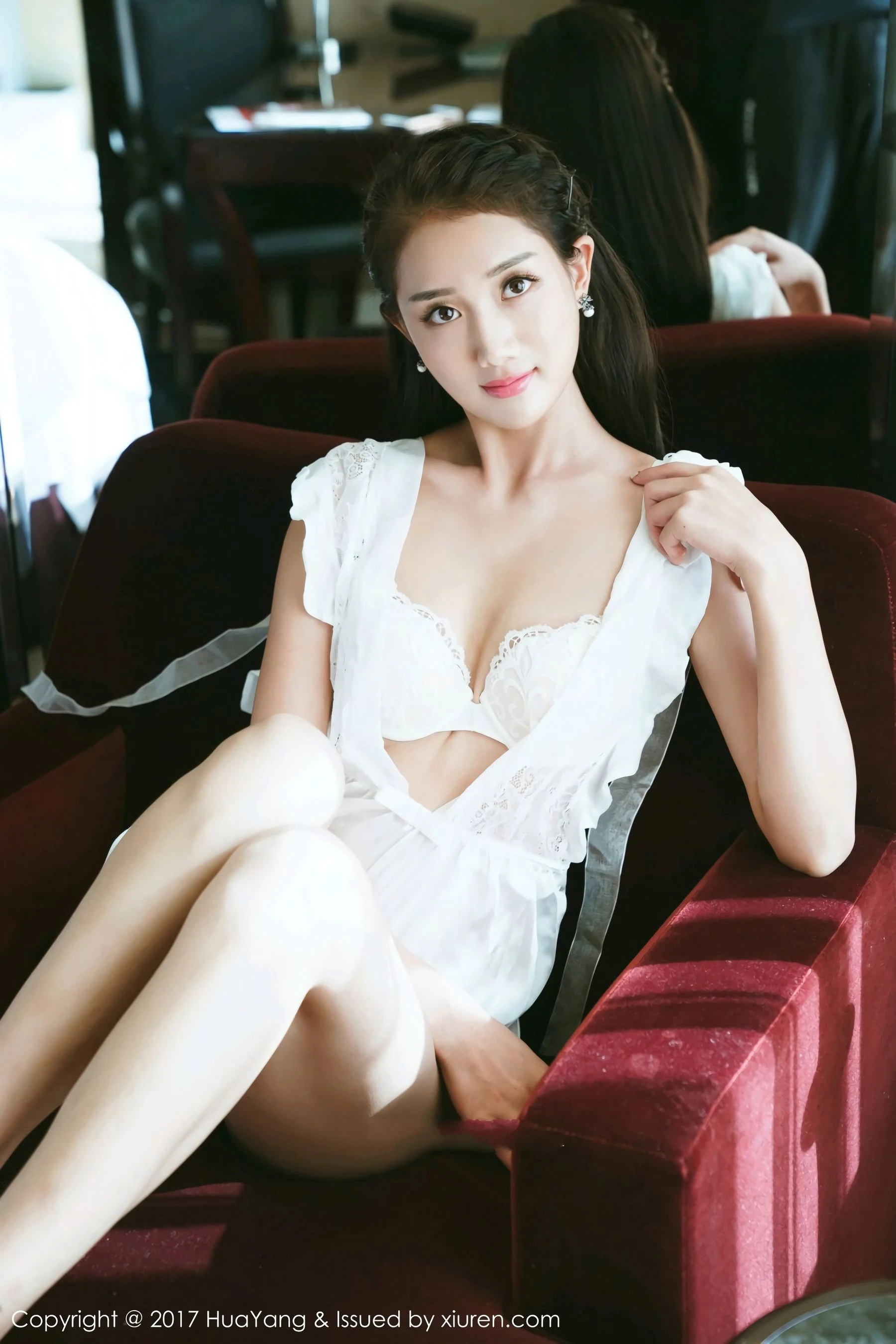 图片[3]-晴儿Anne《五官精致颜值清新秀丽》 花漾Show Vol.009-COS写真在线网