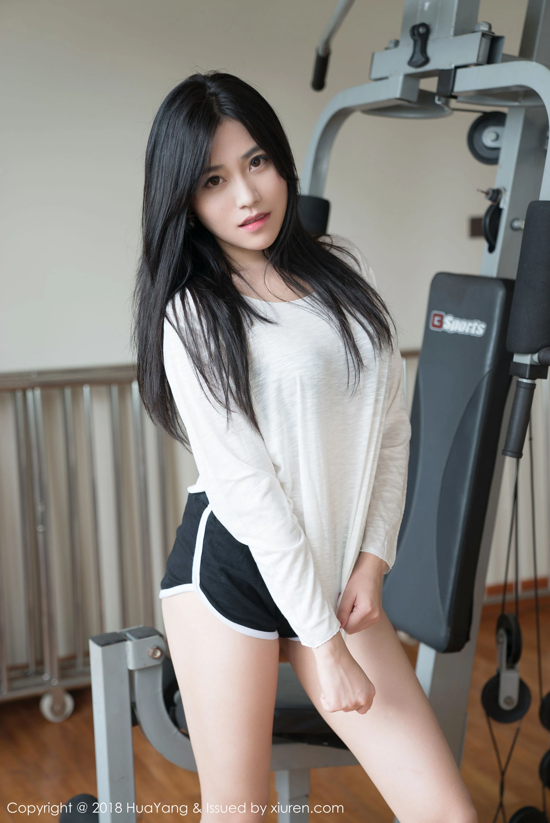 图片[3]-许诺Sabrina《泰国旅拍》运动装+超短裙 花漾 Vol.029-COS写真在线网