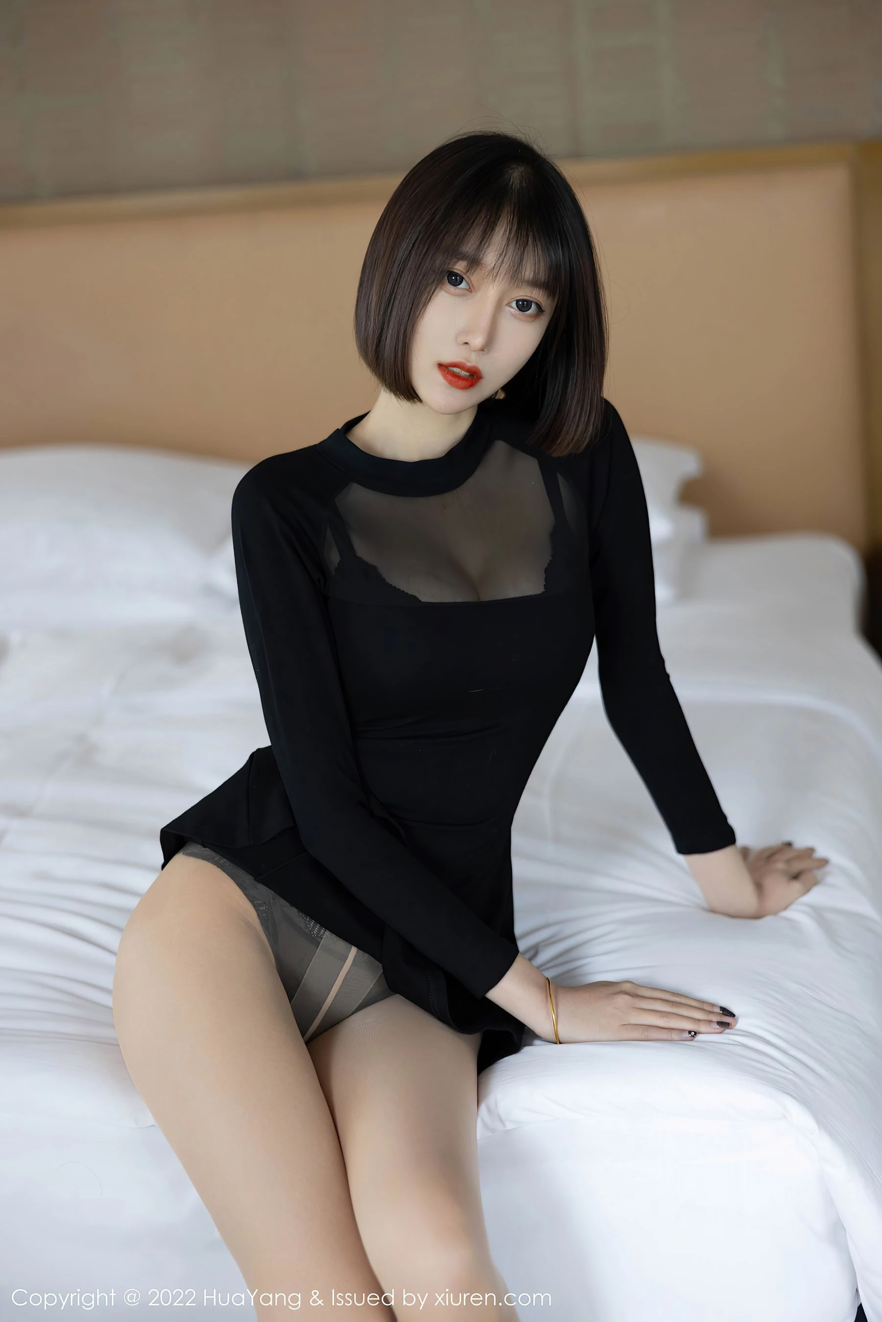 图片[3]-花漾 VOL.491 玥儿玥er 丝袜美腿性感短发美女写真-COS写真在线网
